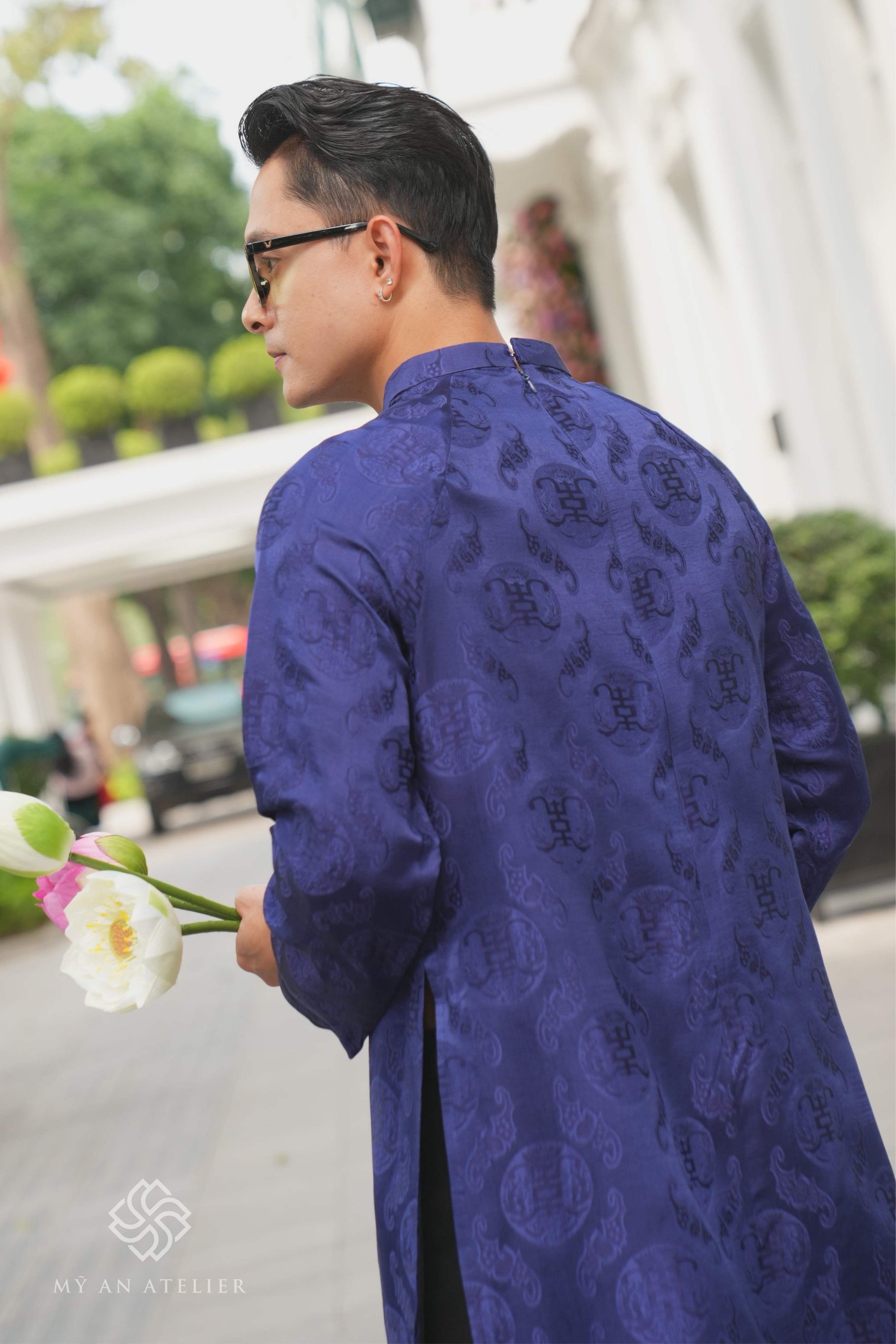 Mulberry silk Vietnamese costume male