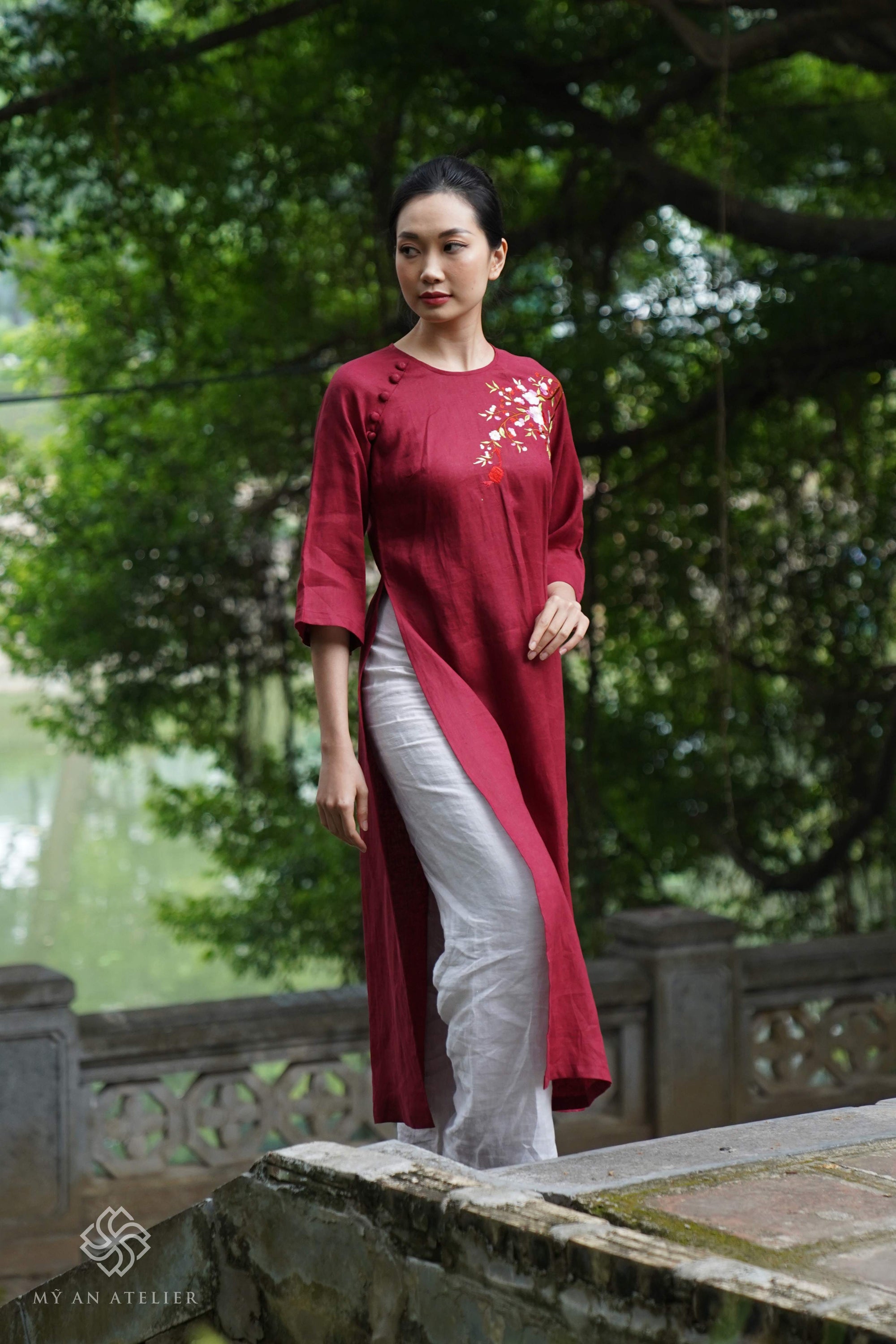 Hand-embroidered linen ao dai for women