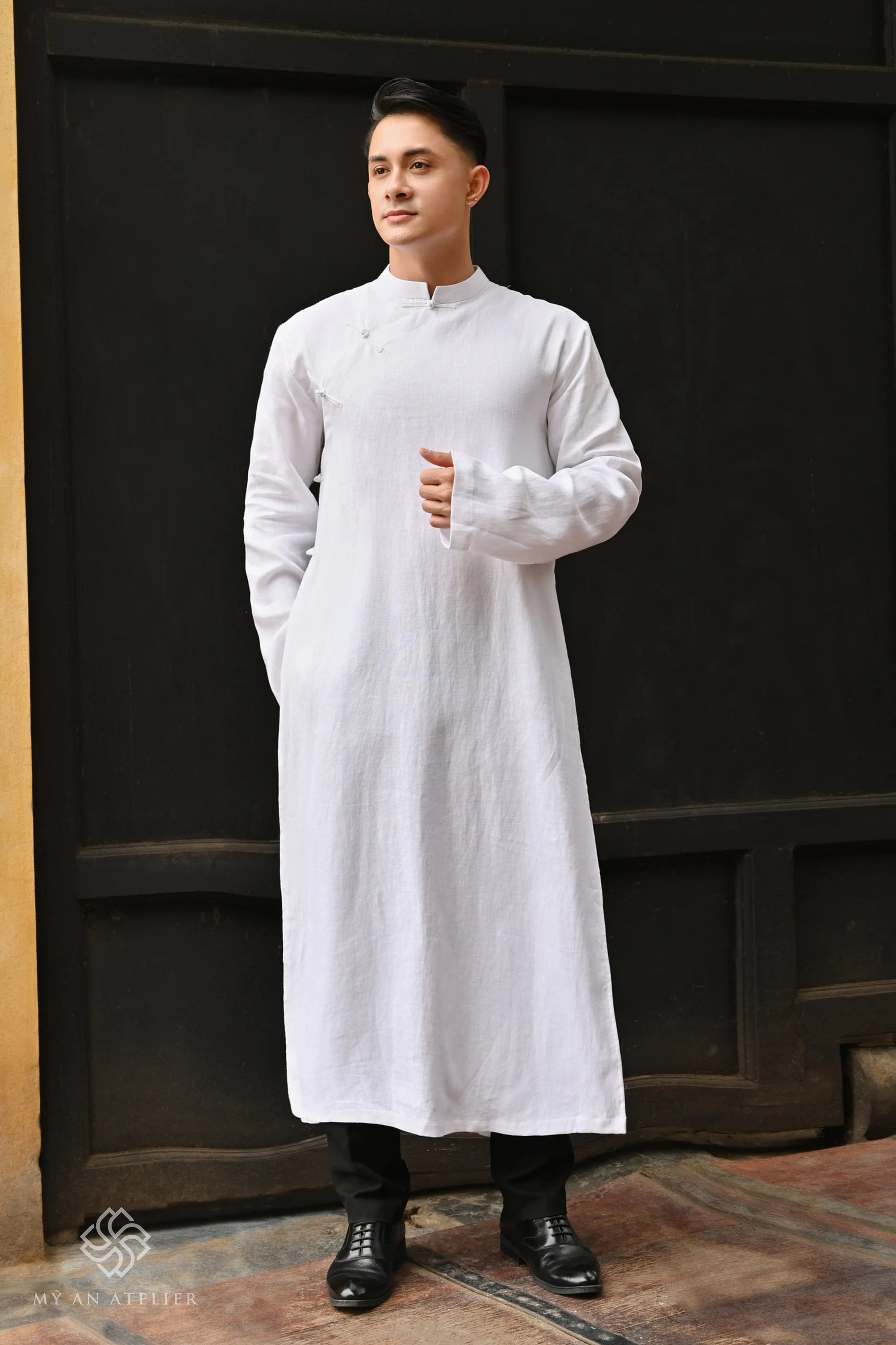 Linen men long Vietnamese dress