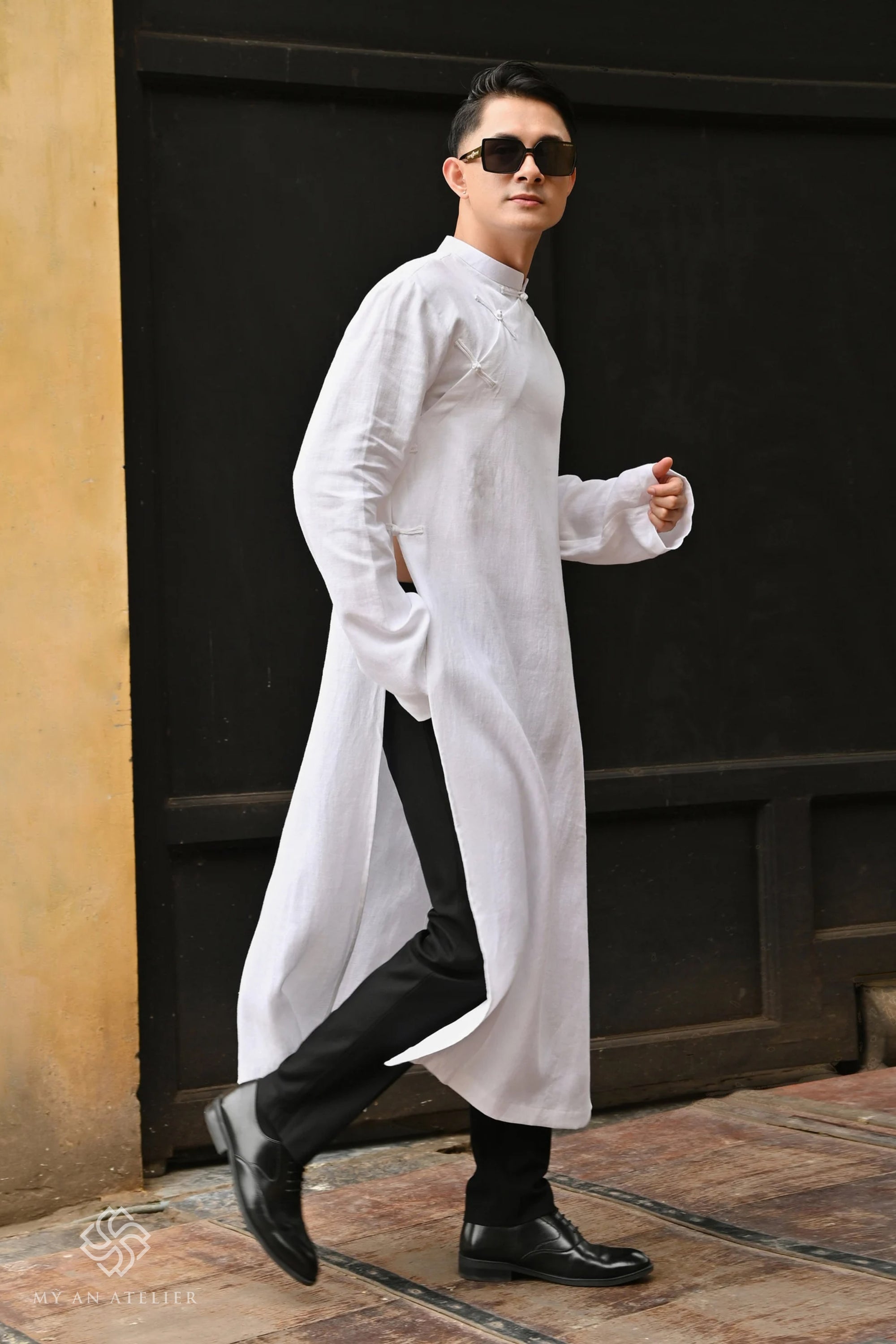 Linen men long Vietnamese dress