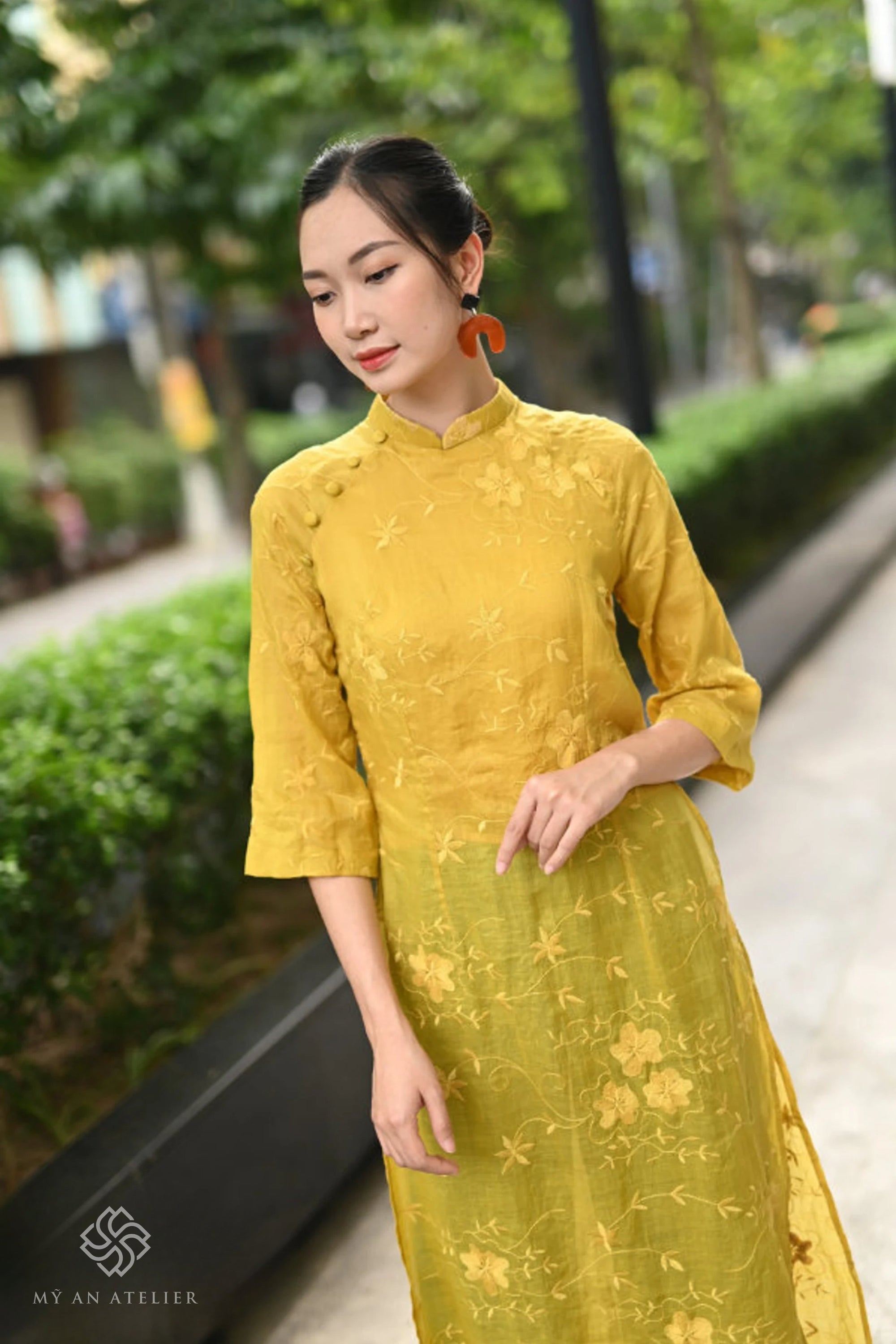 Linen modern ao dai women