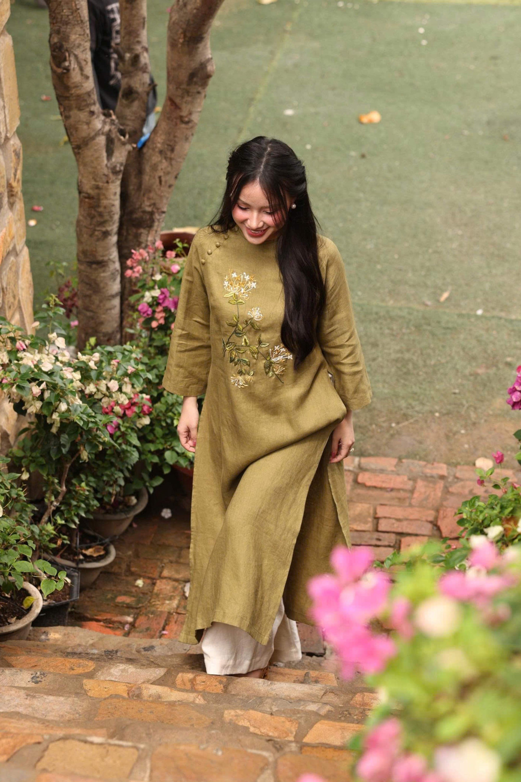Linen Vietnamese long dress