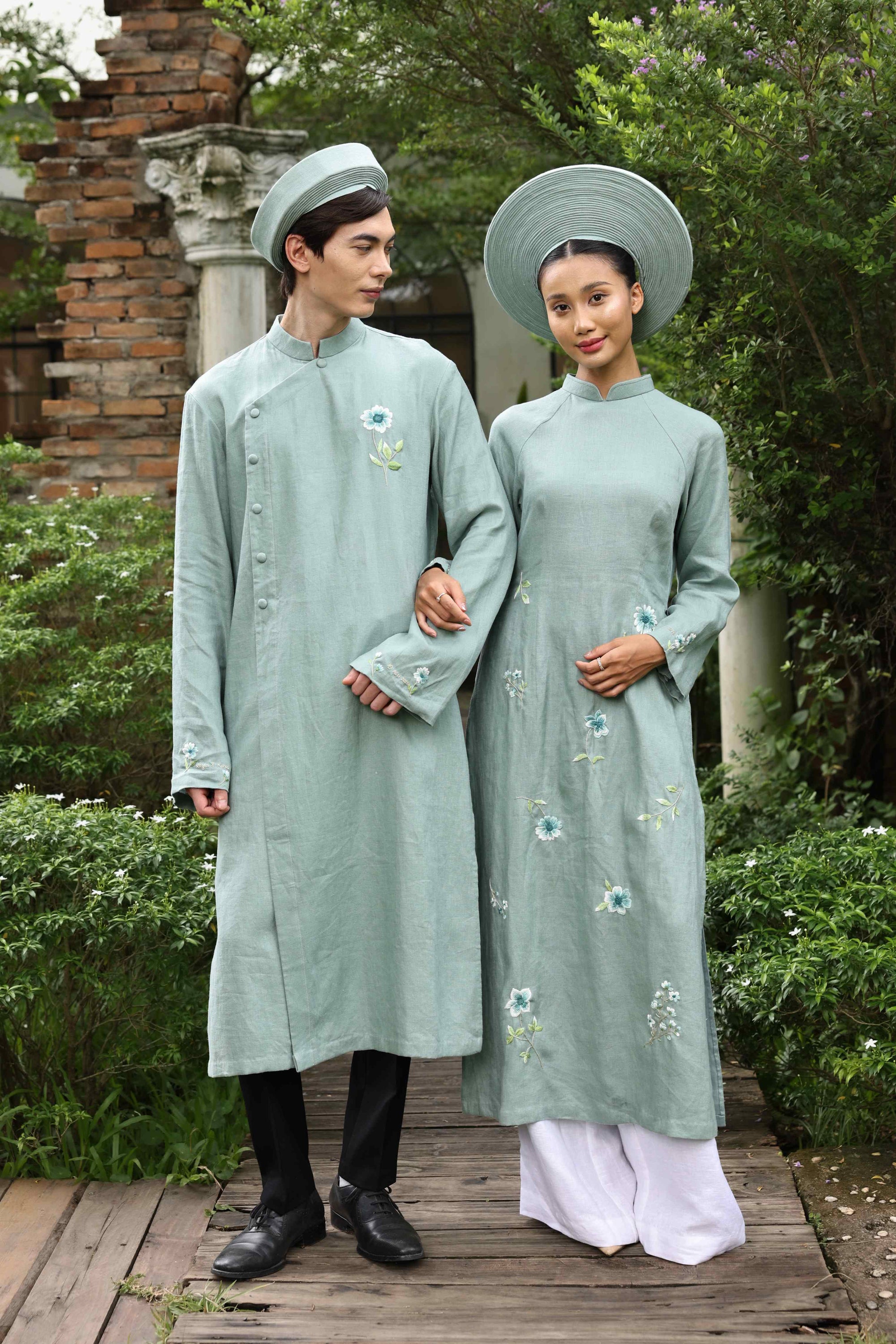 Linen Vietnamese wedding headpiece set