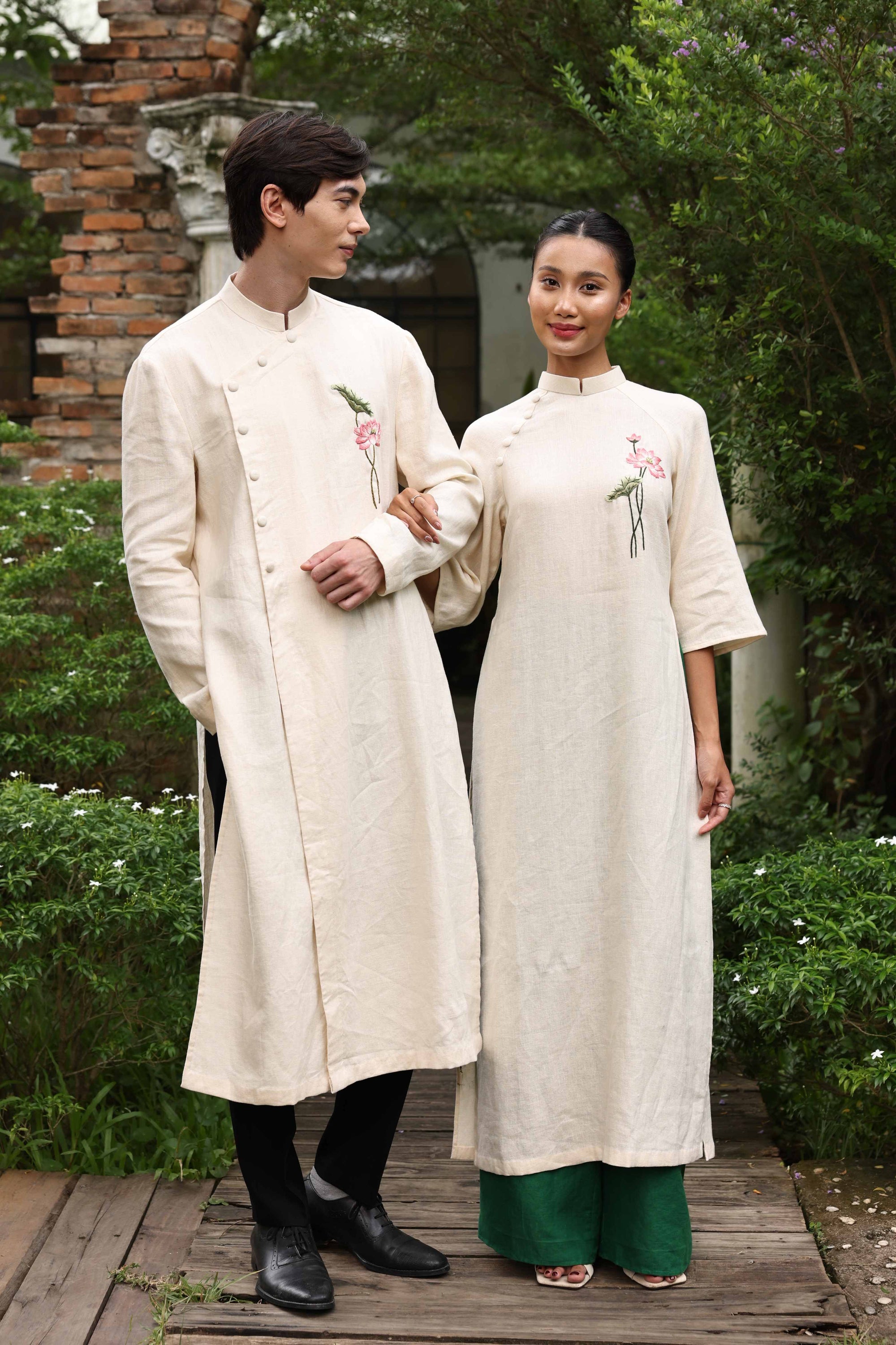 Matching linen ao dai set