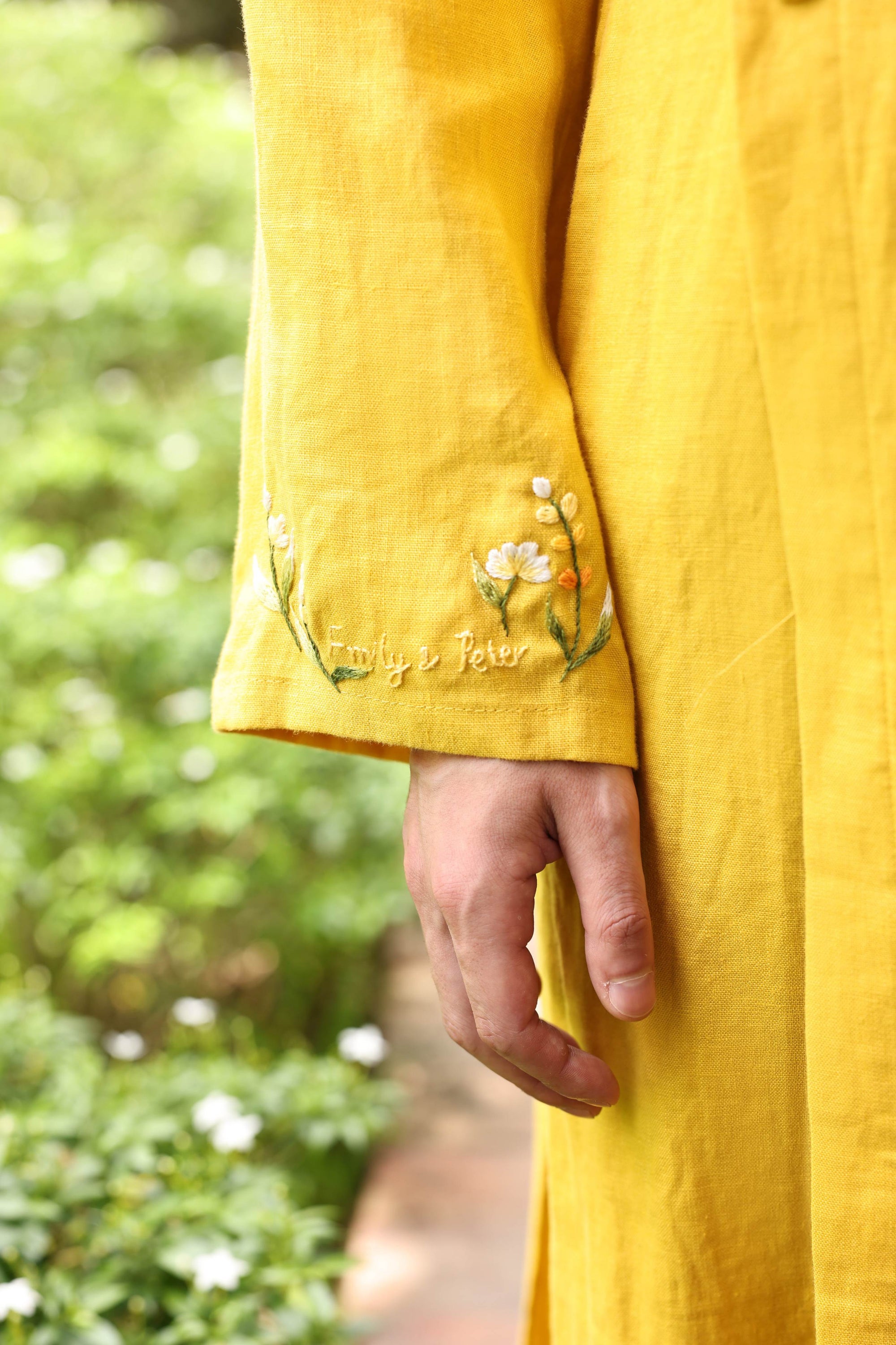 Men’s Vietnamese linen dress