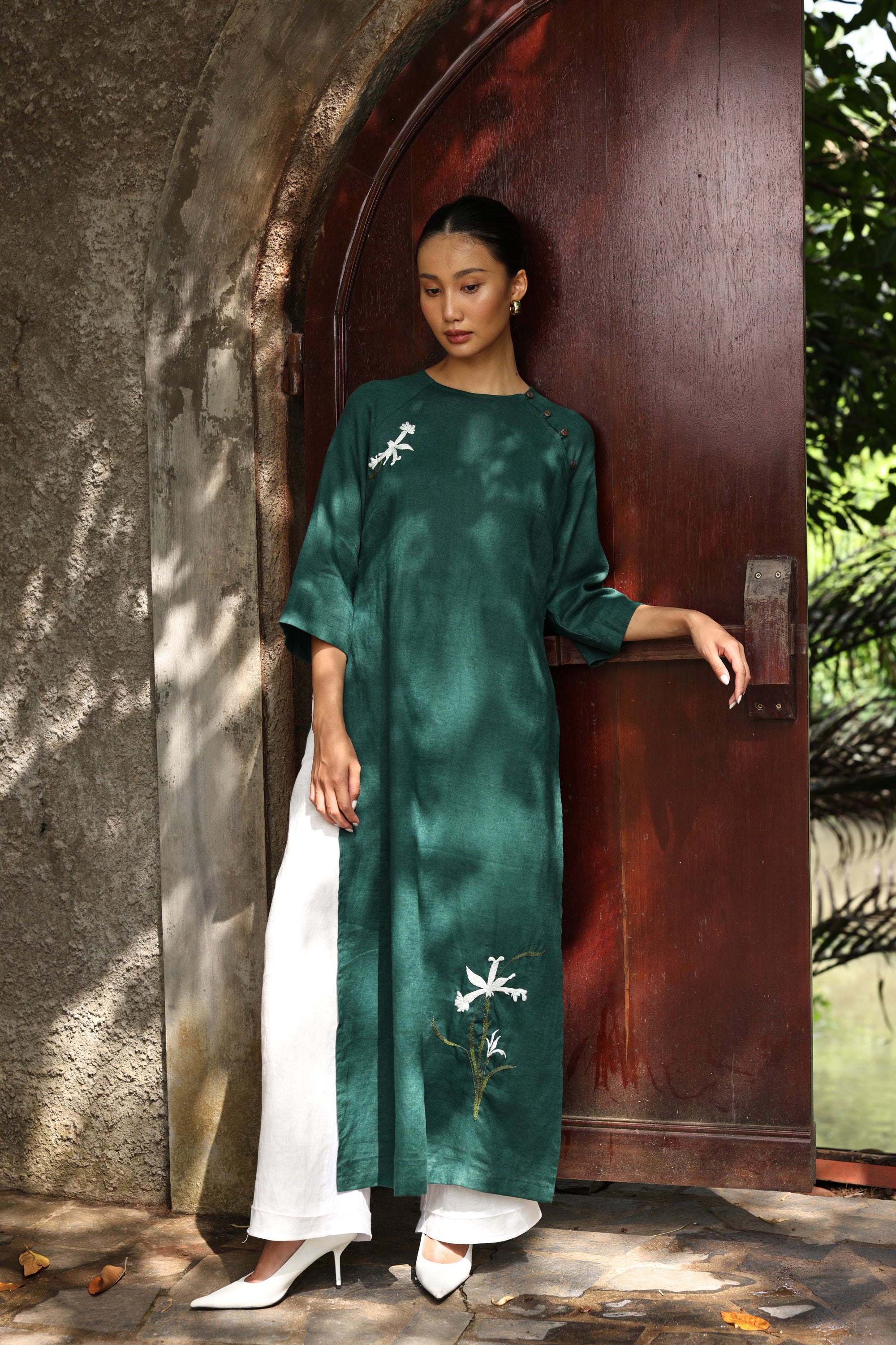 modern ao dai for wedding guests
