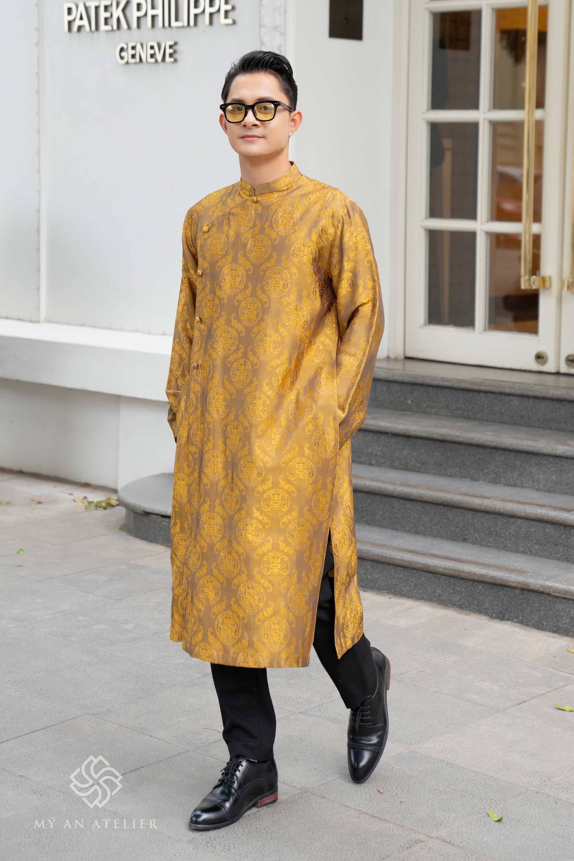 Mulberry silk Vietnamese costume for men