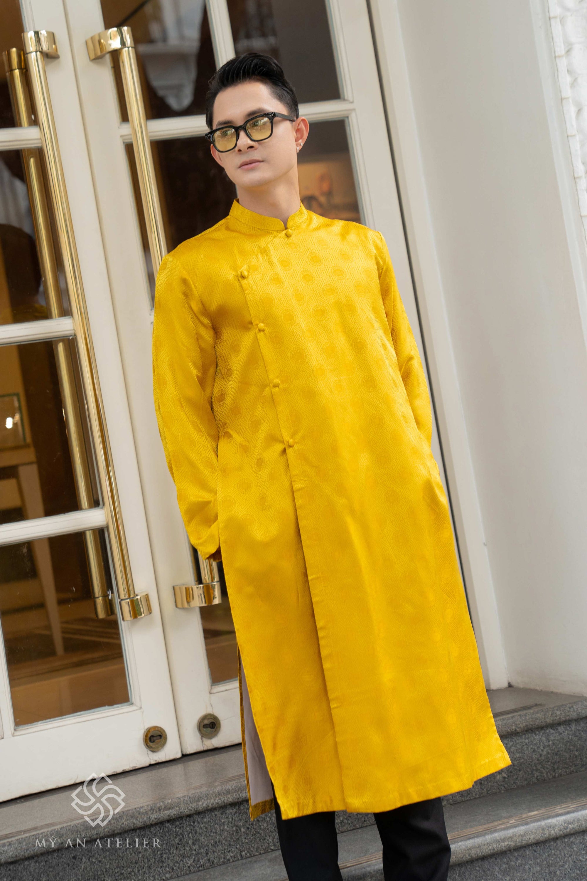 Mulberry silk male ao dai