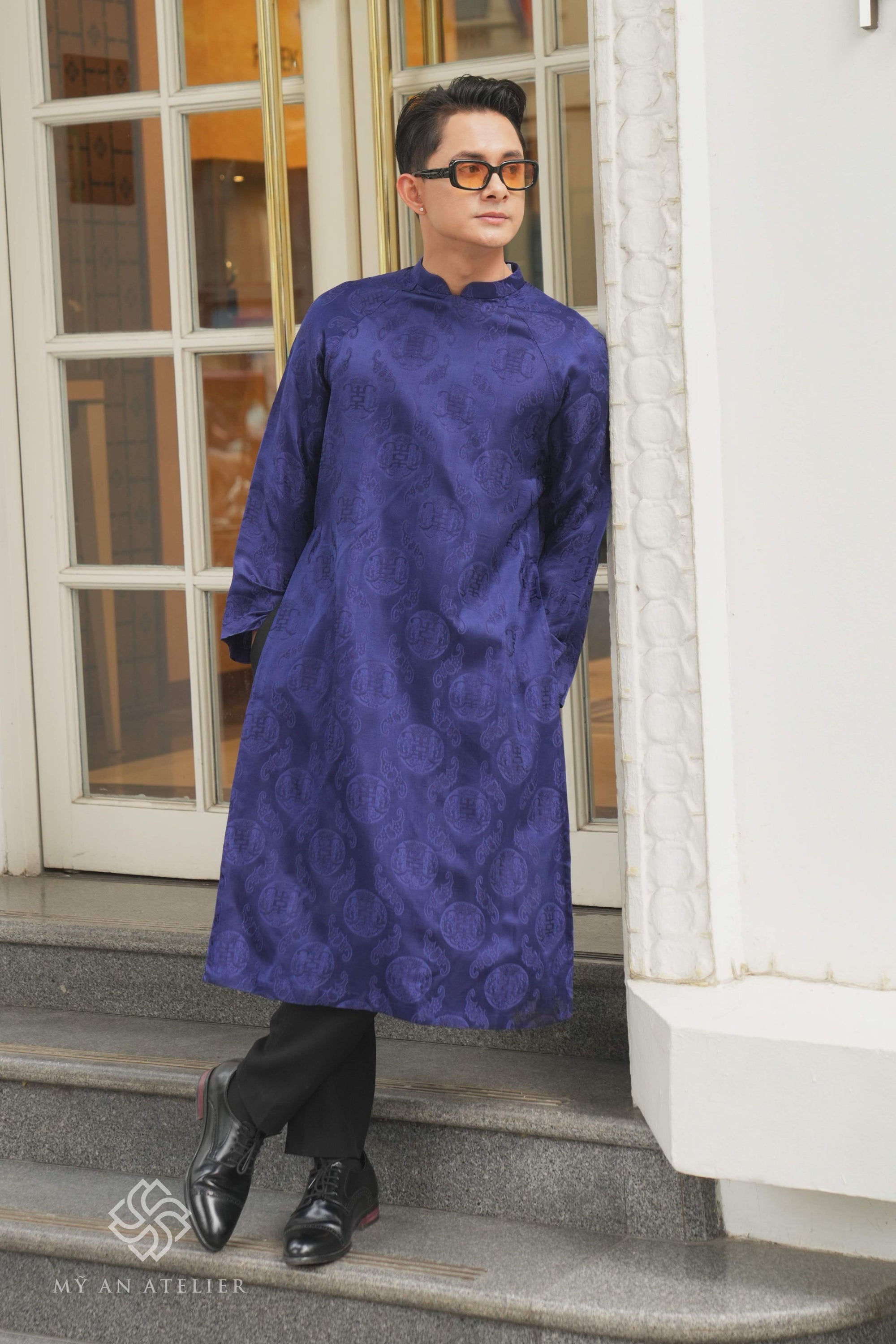 Mulberry silk men Vietnam long dress