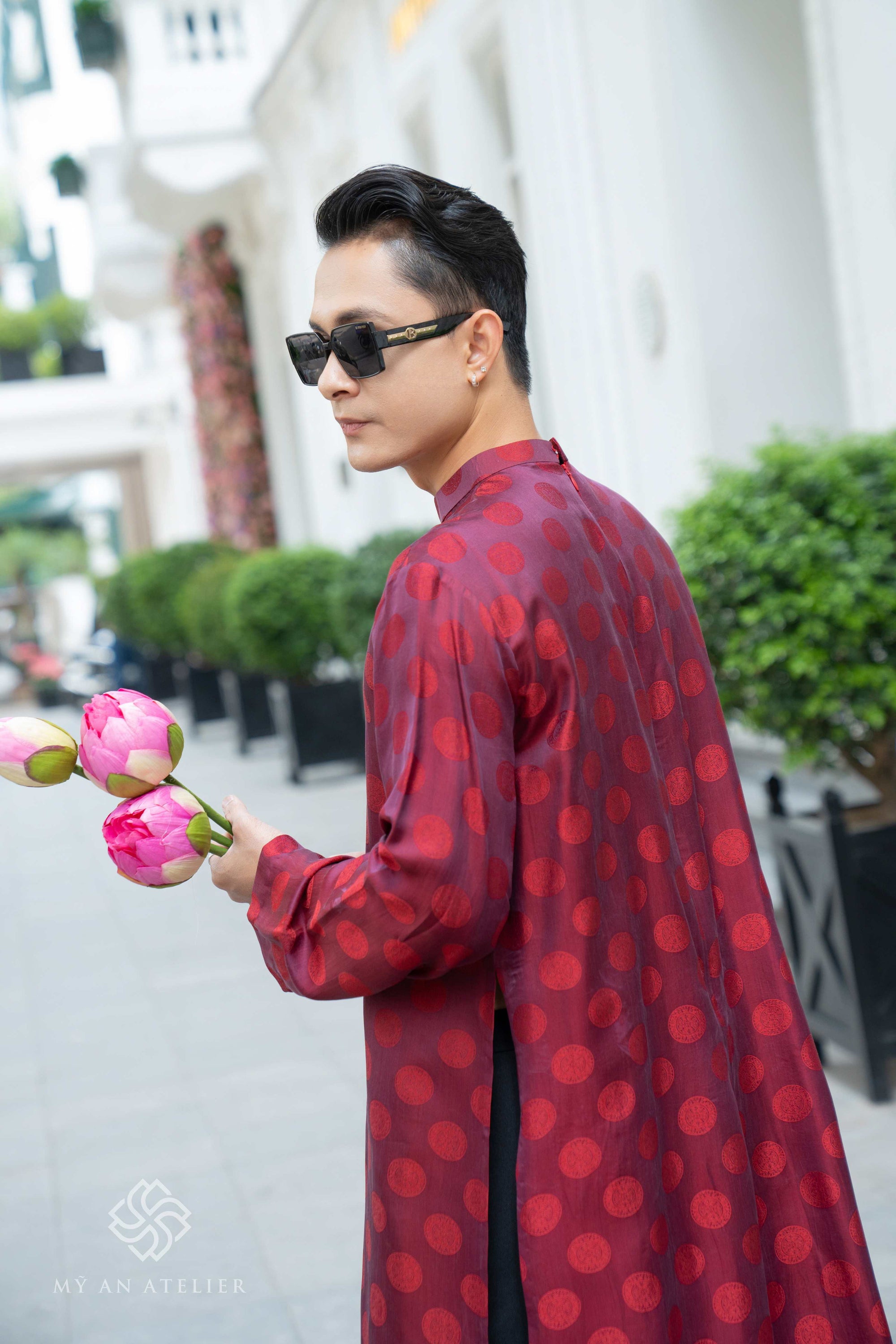 Mulberry silk men Vietnamese tunic dress
