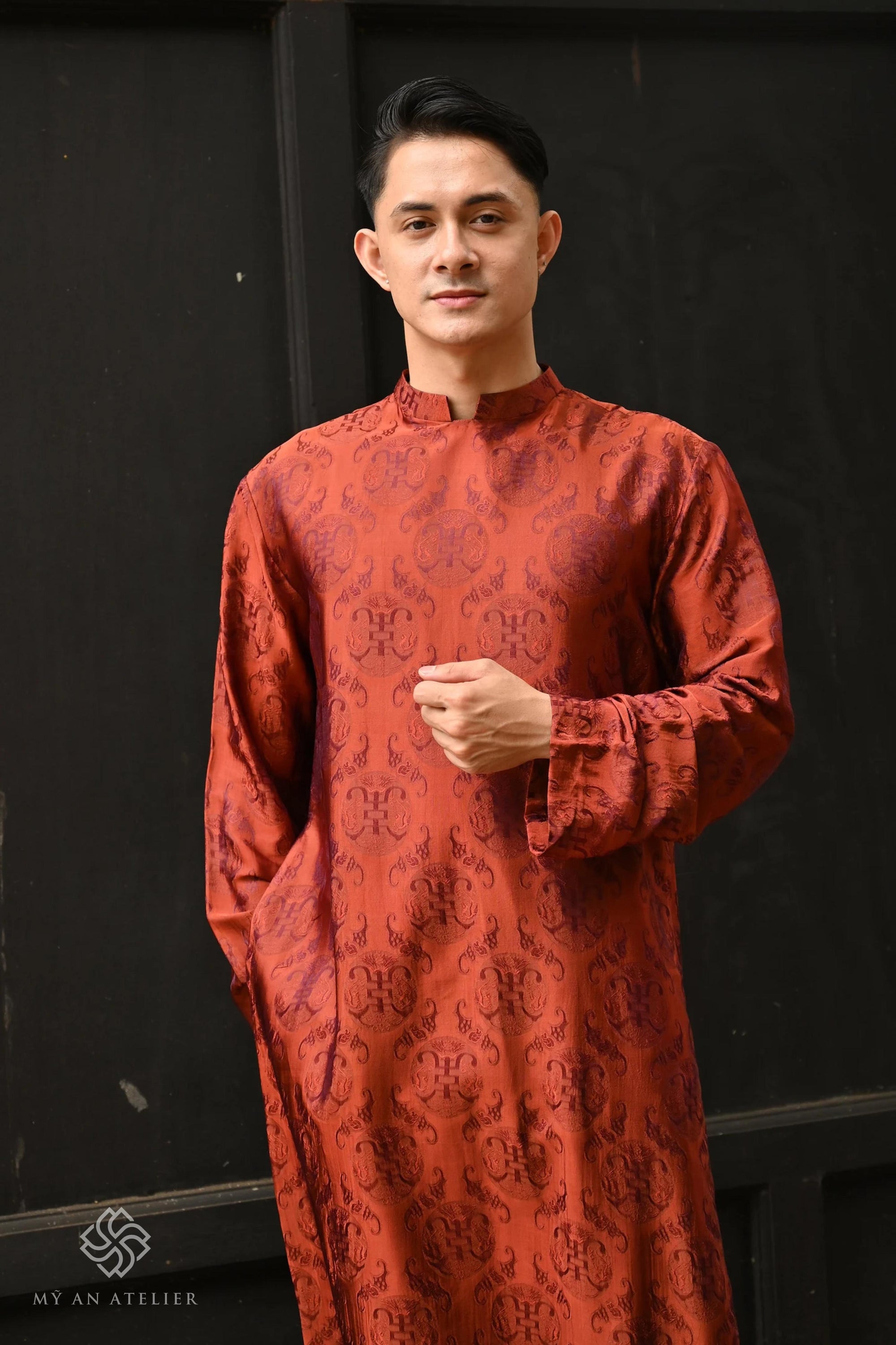 Mulberry silk men ao dai