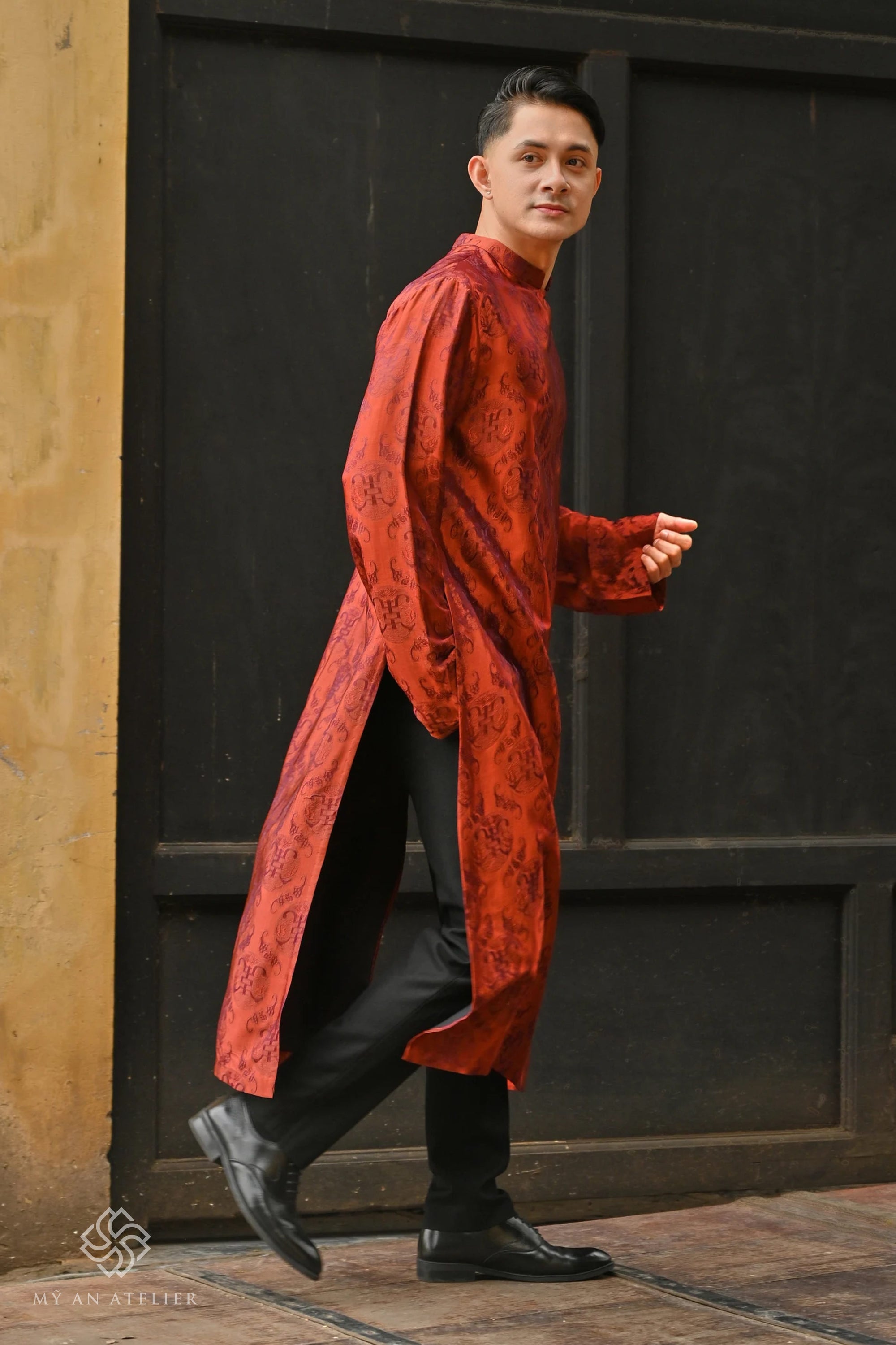 Mulberry silk men ao dai