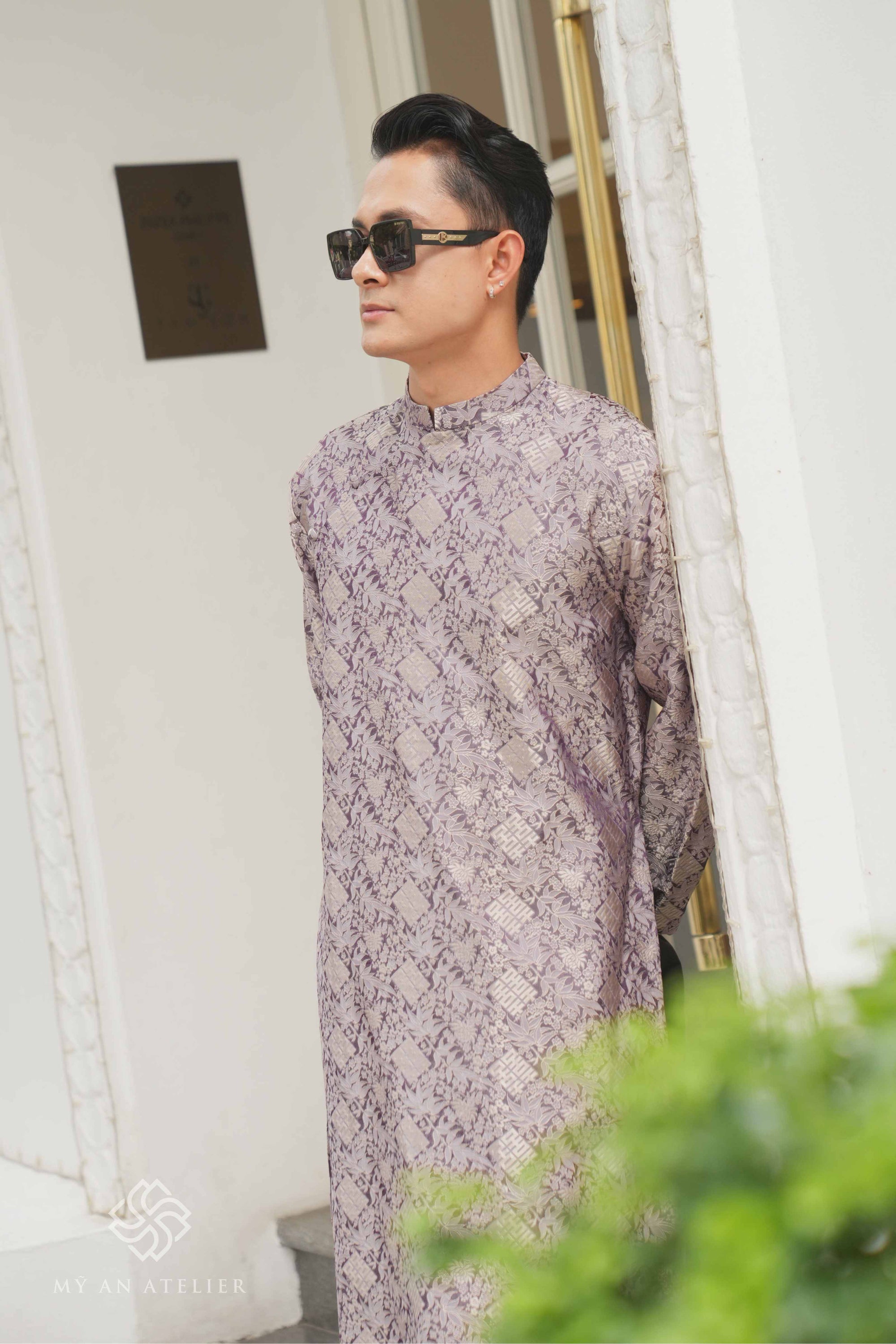 Mulberry silk men ao dai dress