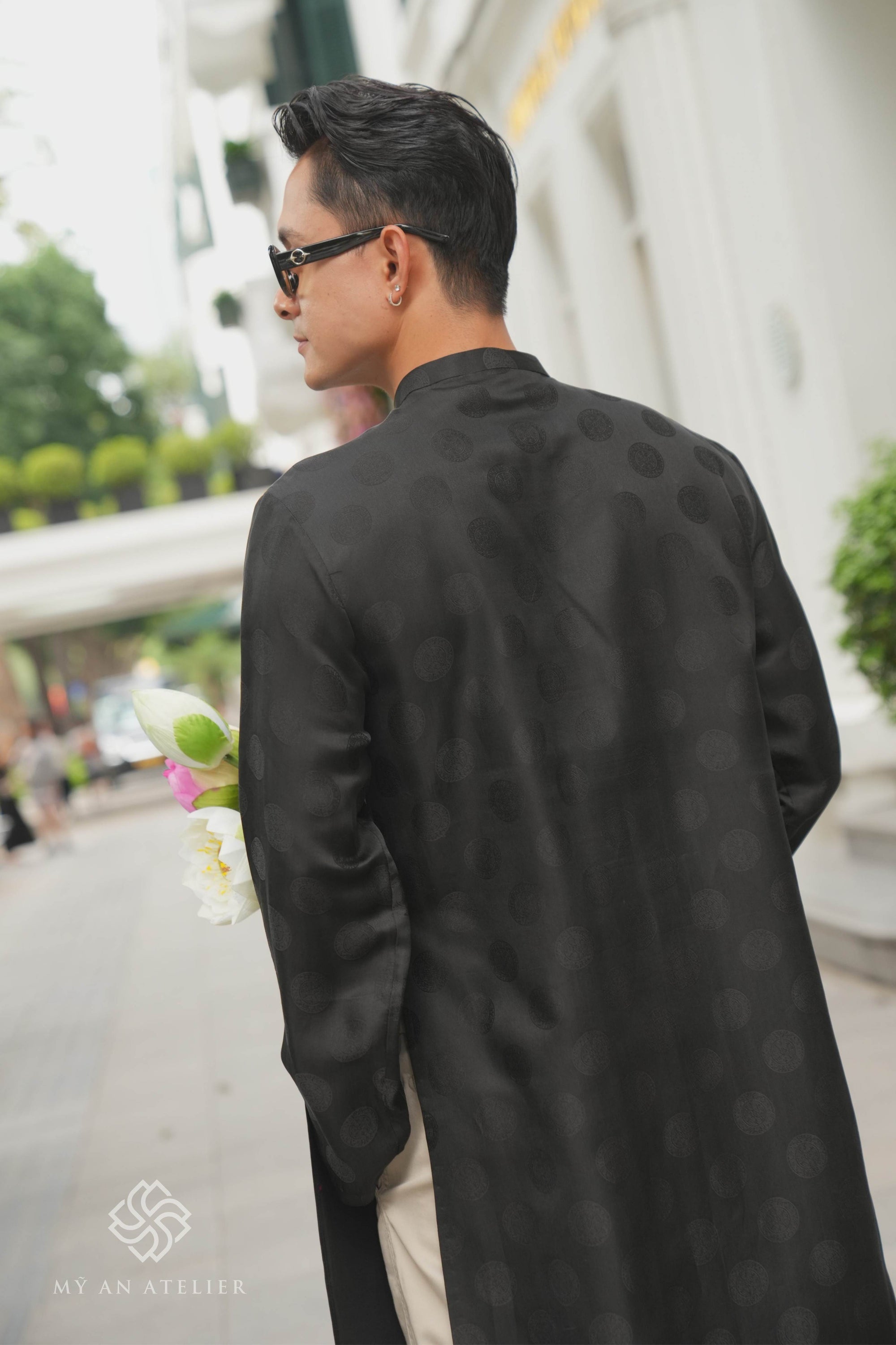 Mulberry silk men modern Vietnamese dress