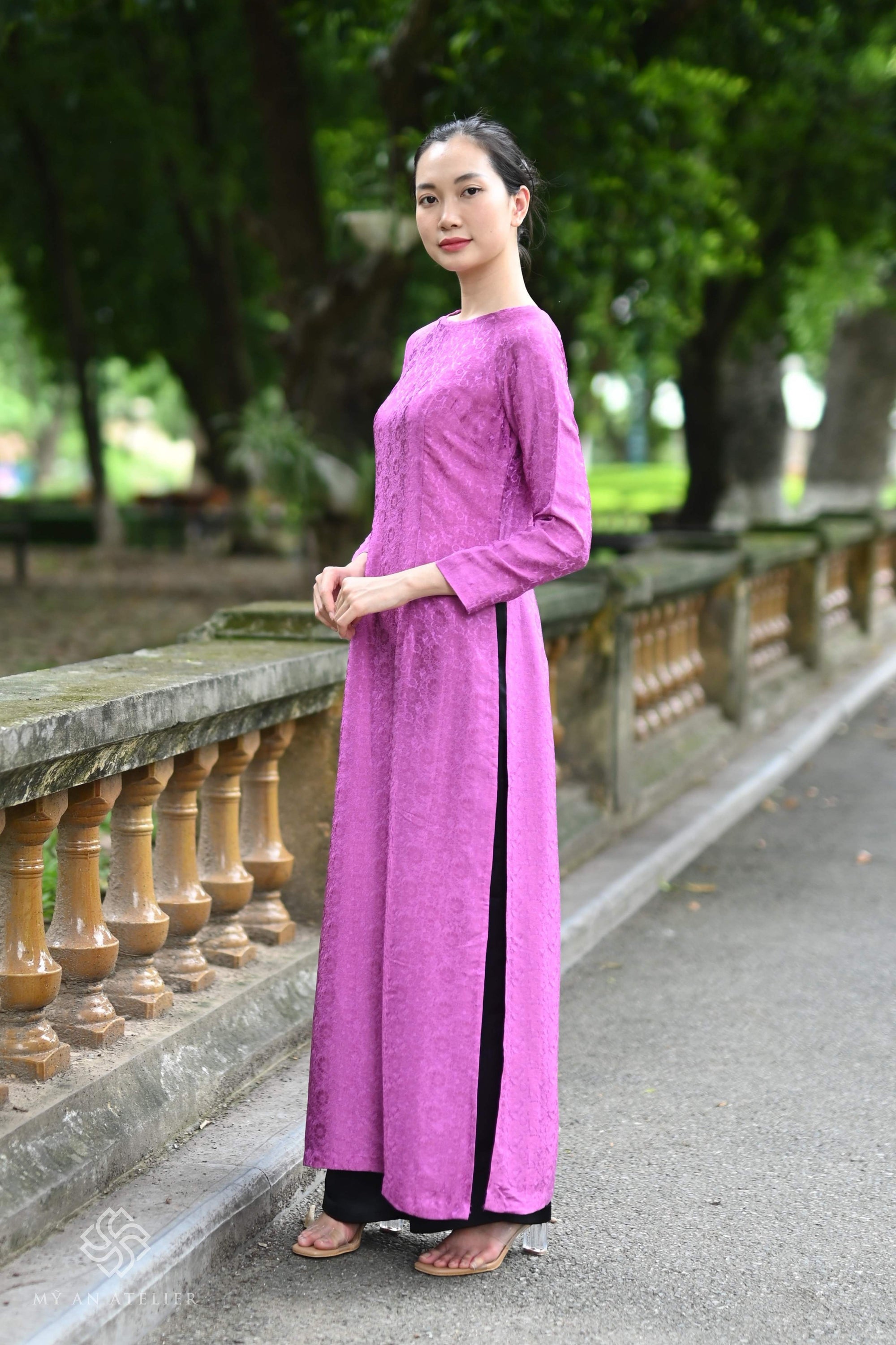 Mulberry silk modern Vietnamese ao dai