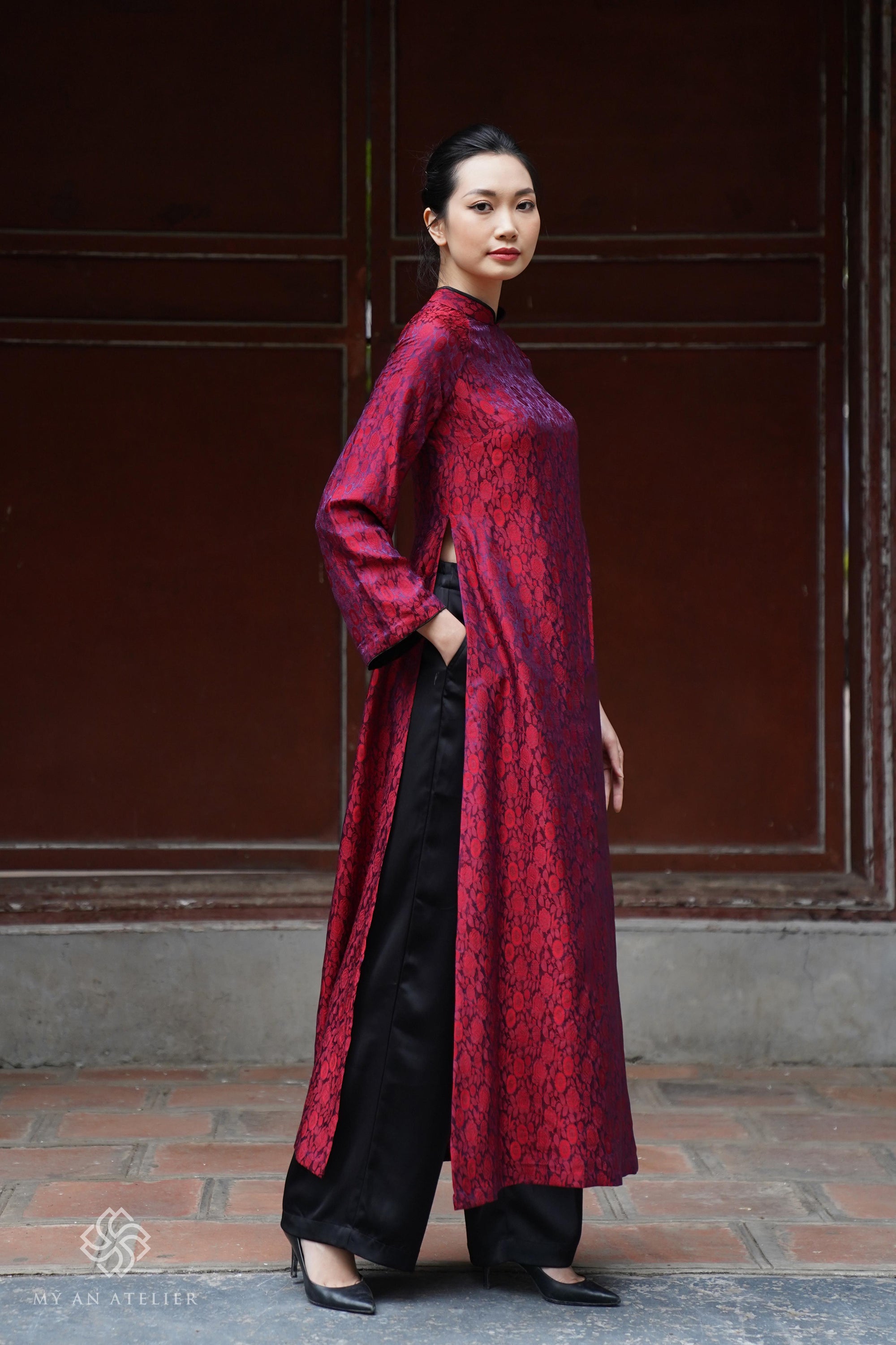 Mulberry silk red loose ao dai
