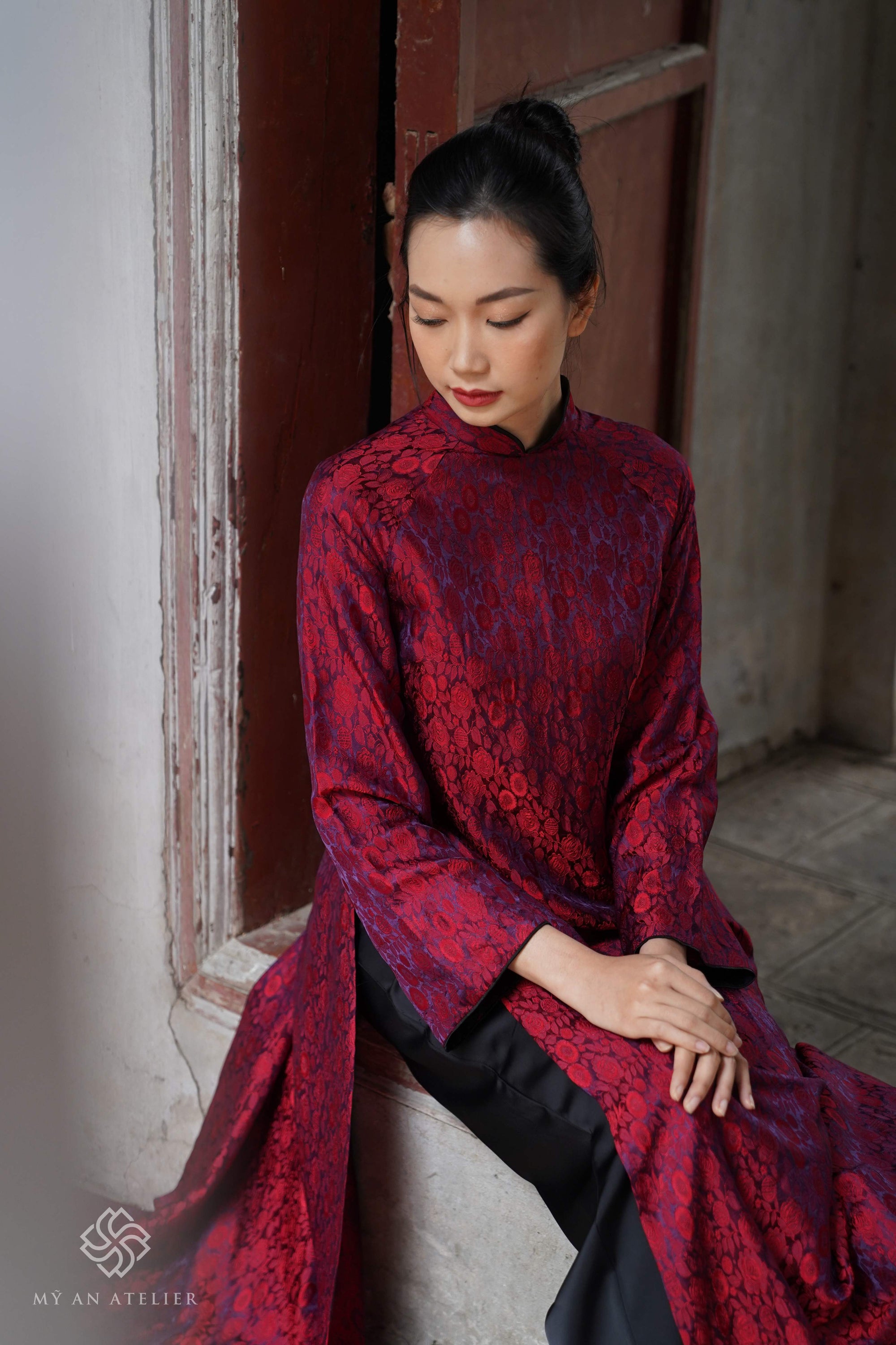 Mulberry silk red loose ao dai