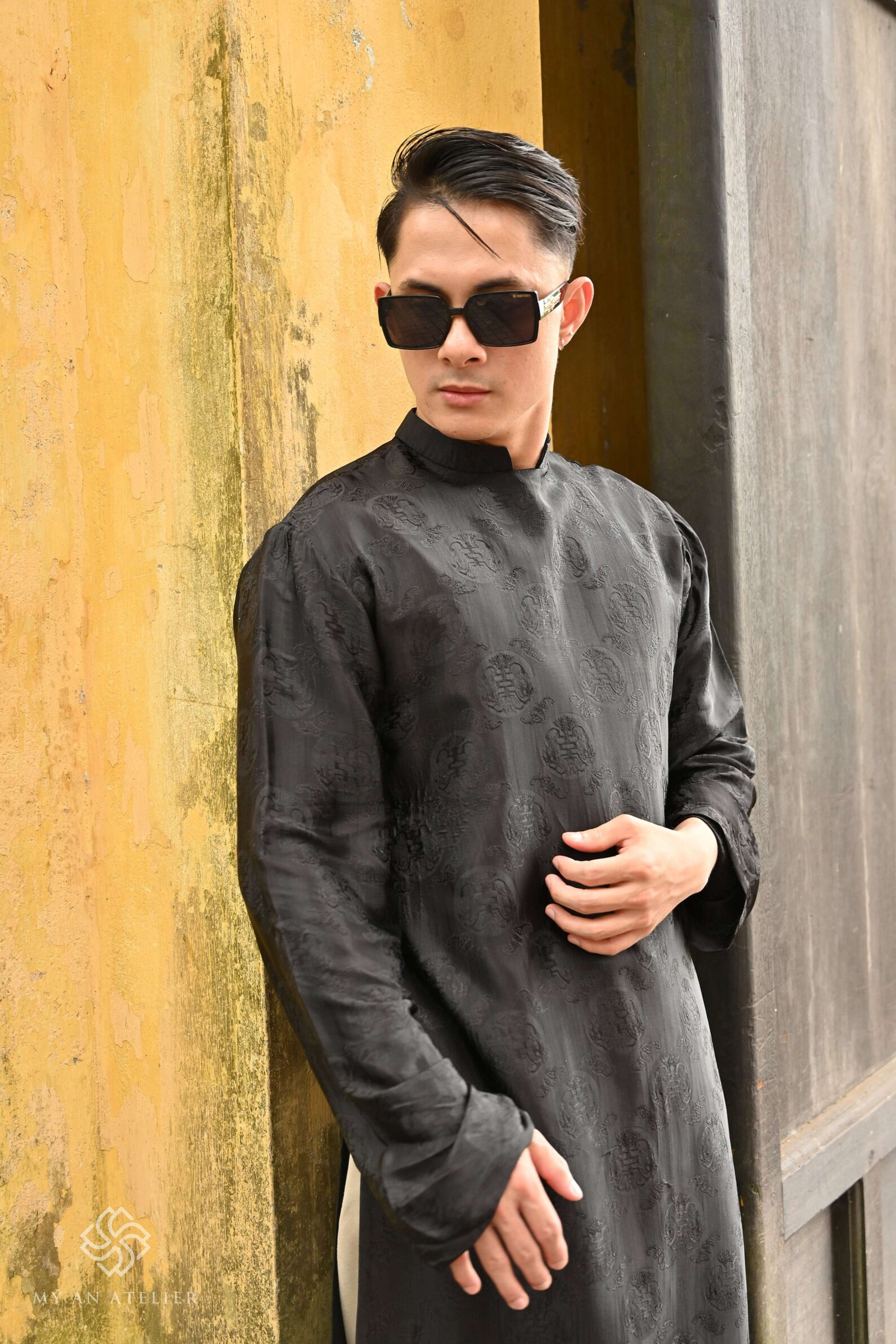 Mulberry silk Vietnam costume male