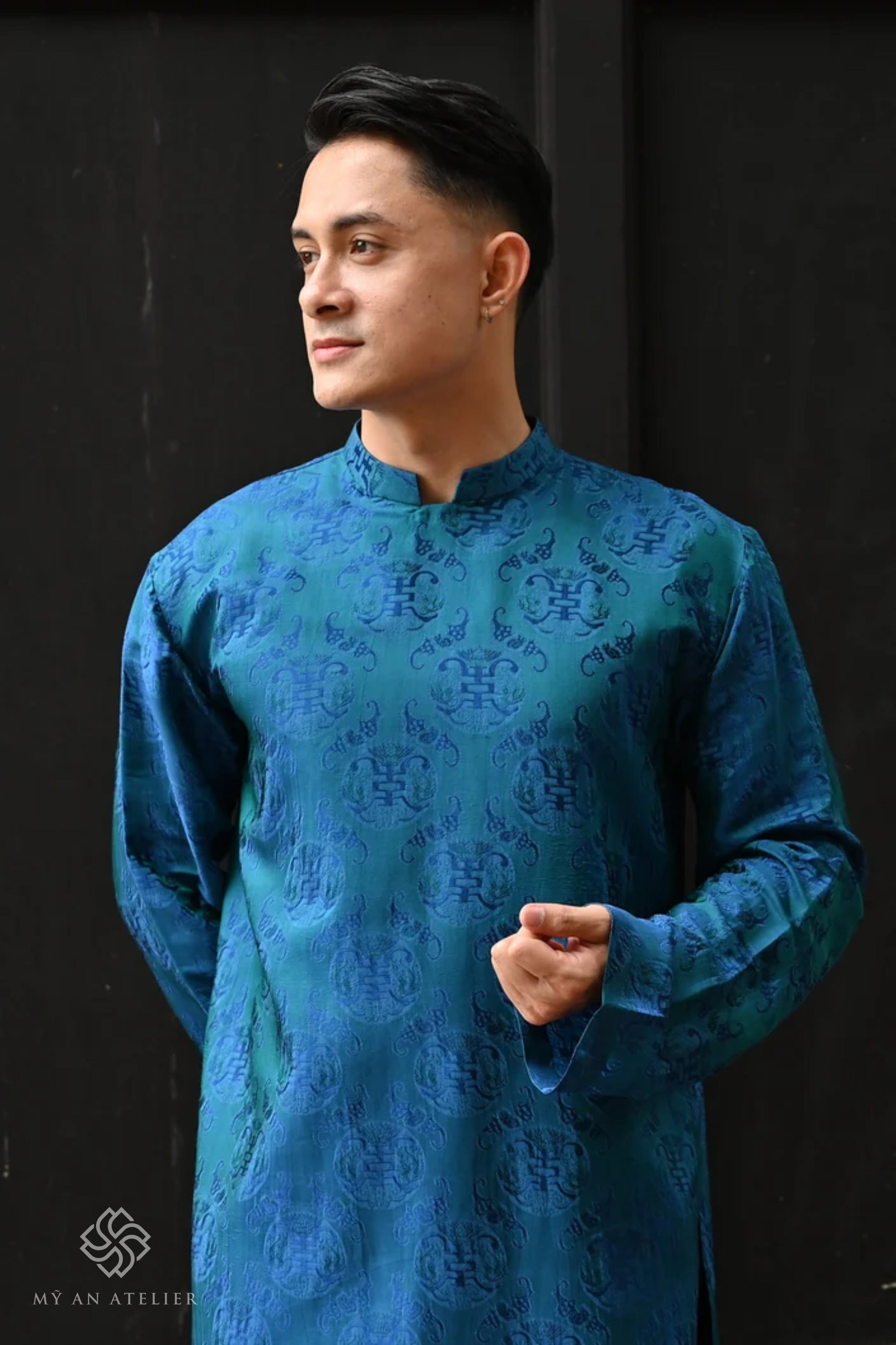 Mulberry silk Vietnam dress for male