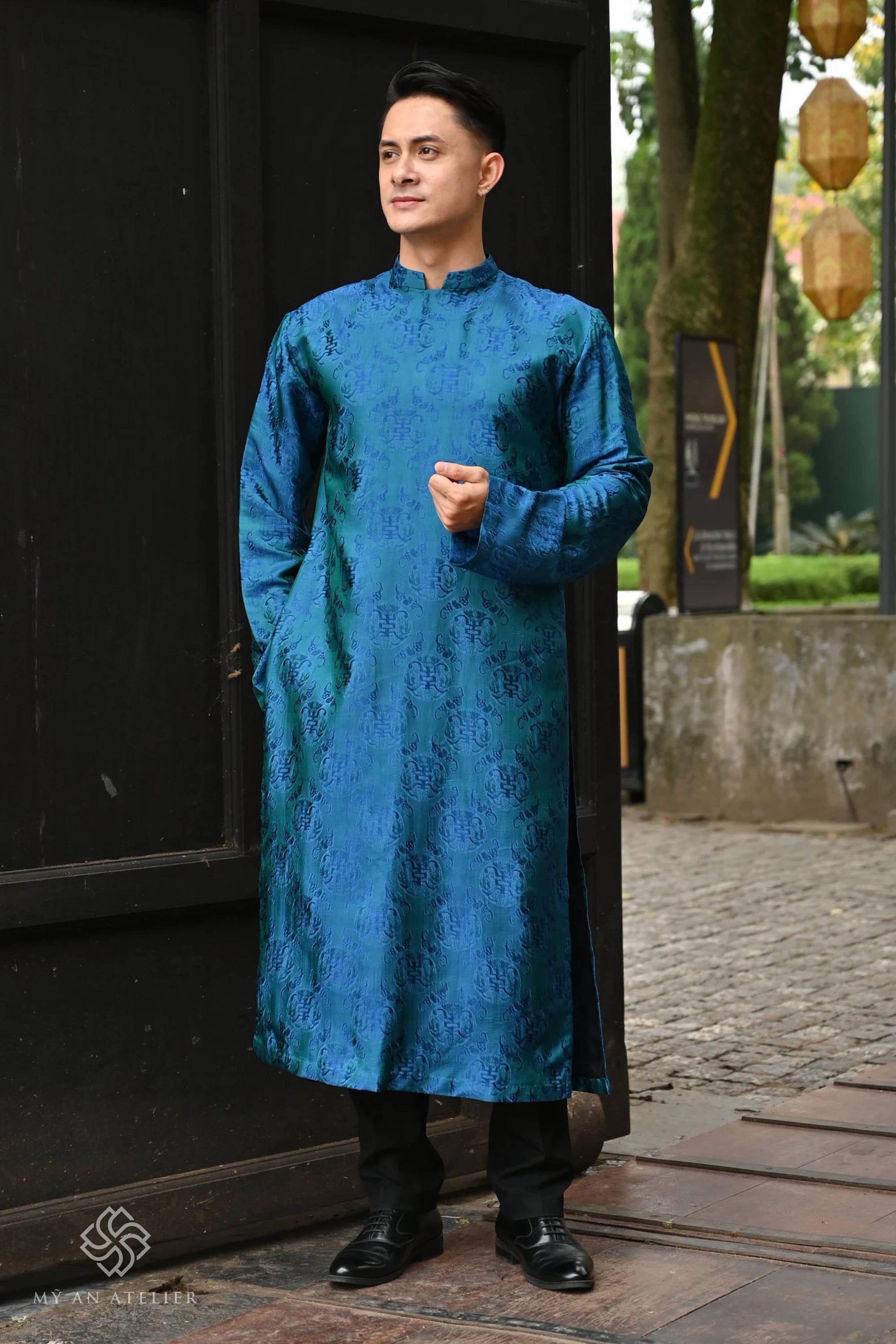 Mulberry silk Vietnam dress for male