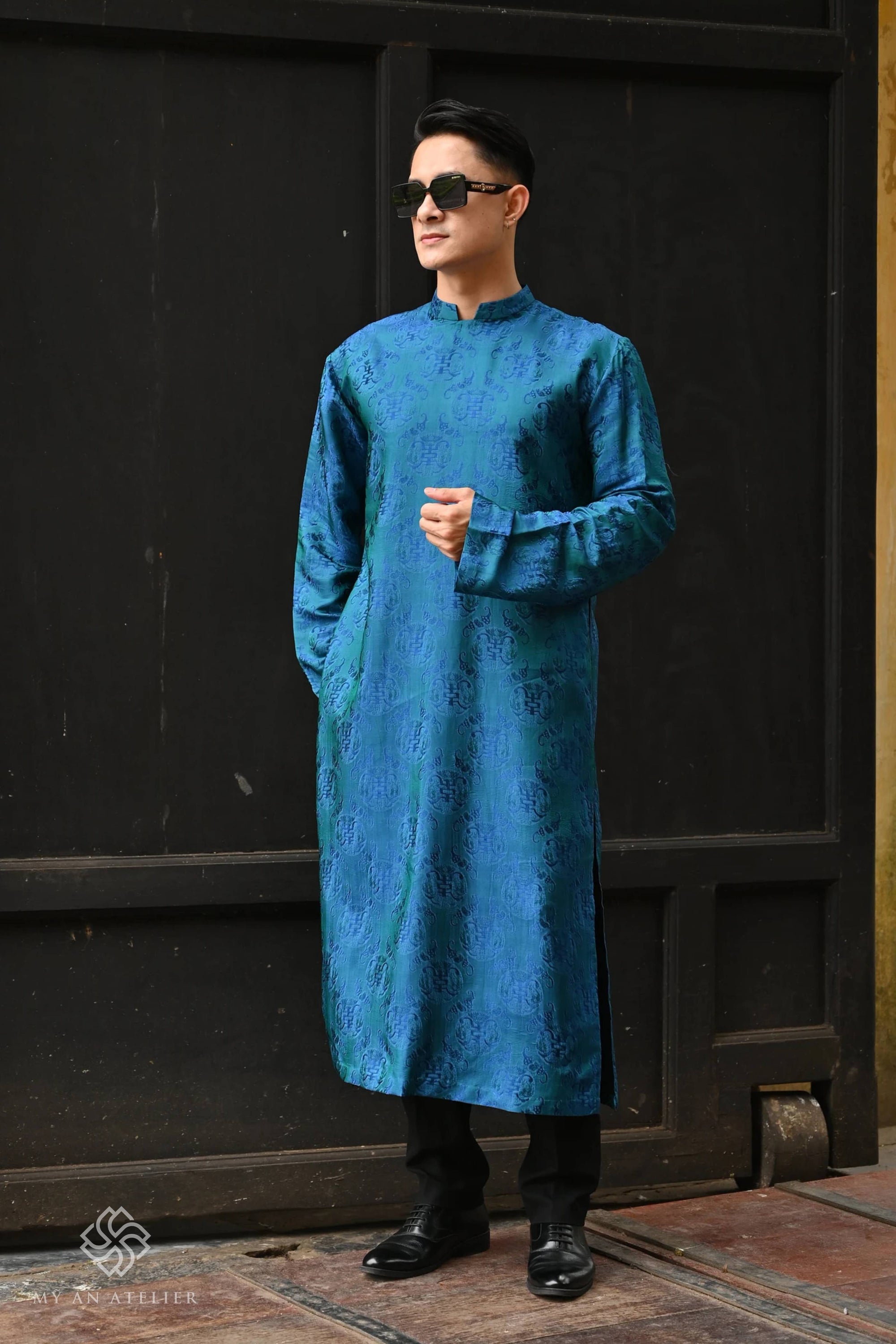 Mulberry silk Vietnam dress for male