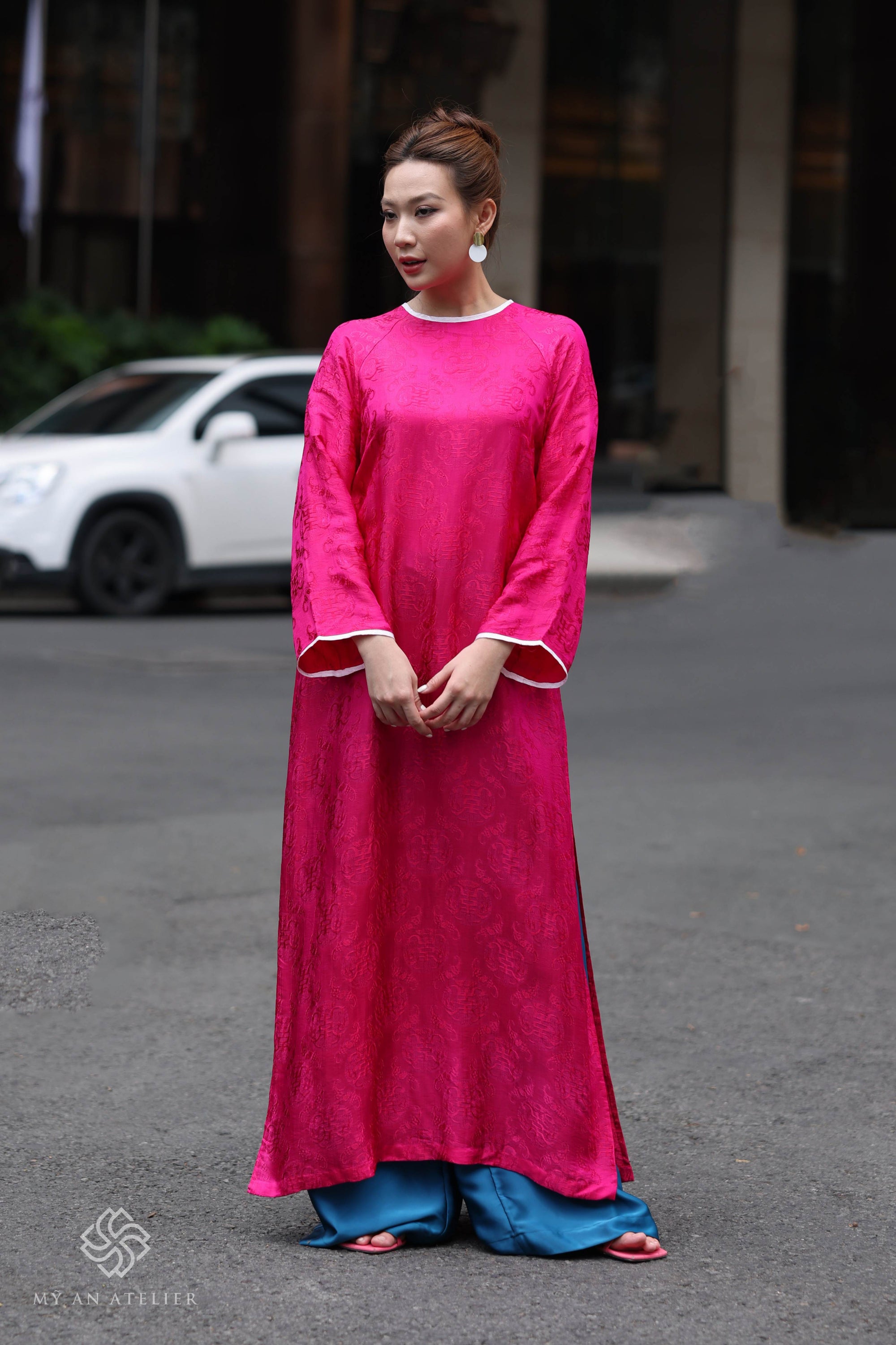Mulberry silk Vietnamese dress women