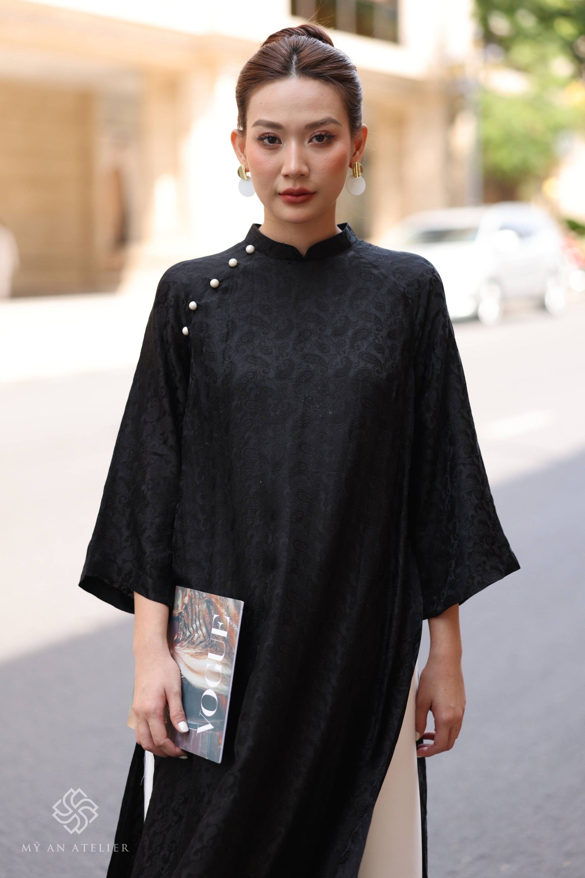 Mulberry silk Vietnamese women's dress