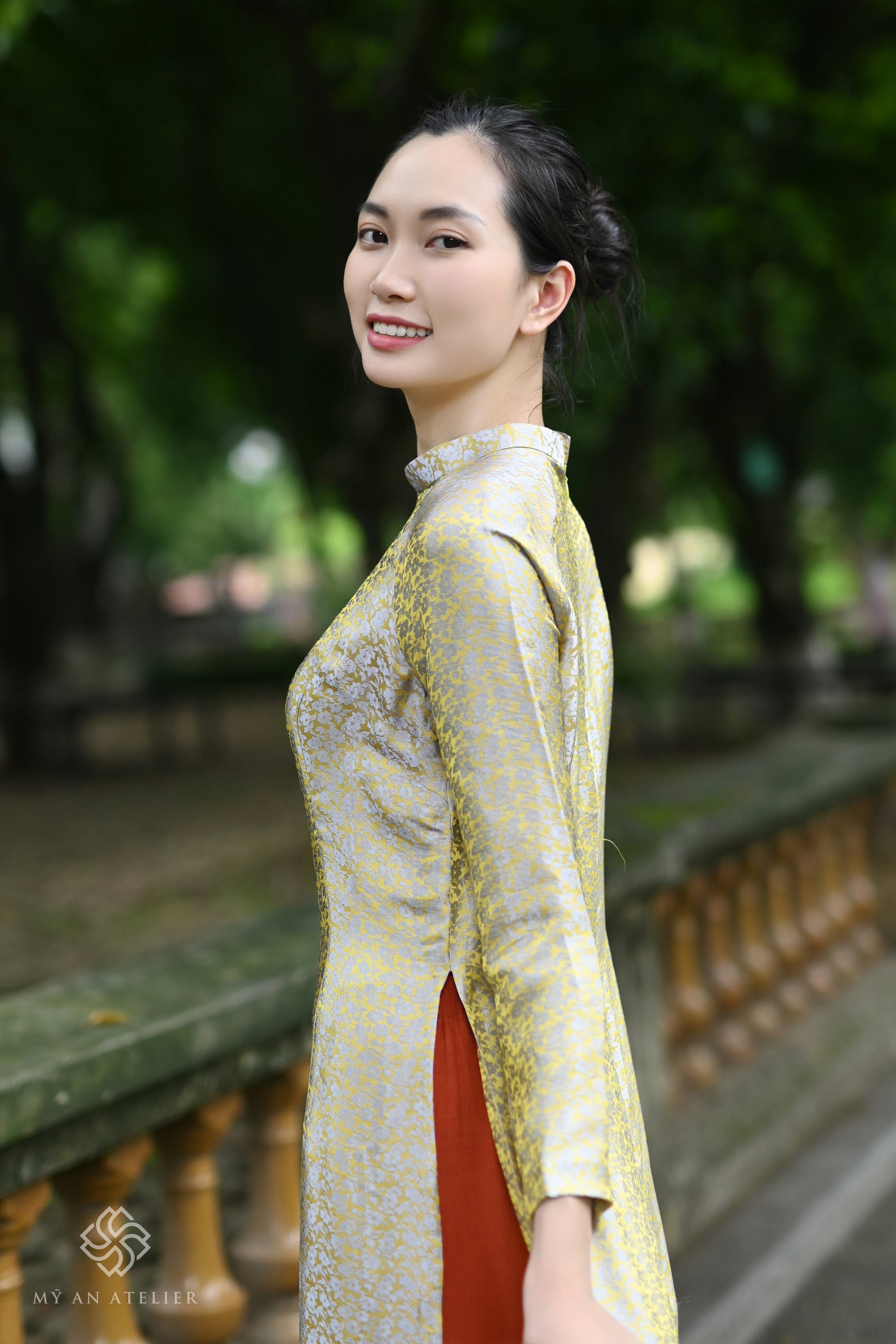Mulberry silk wedding ao dai women
