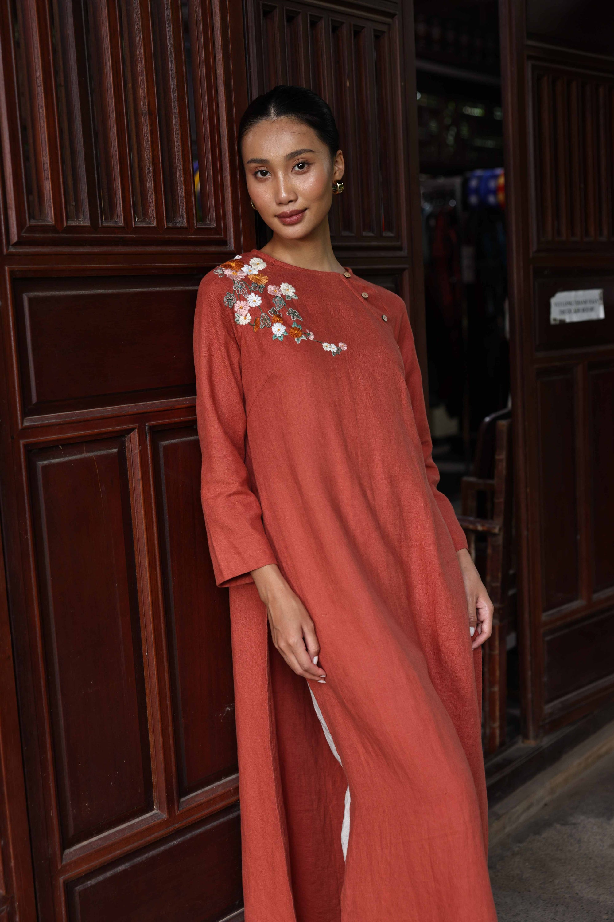vietnamese linen embroidered dress