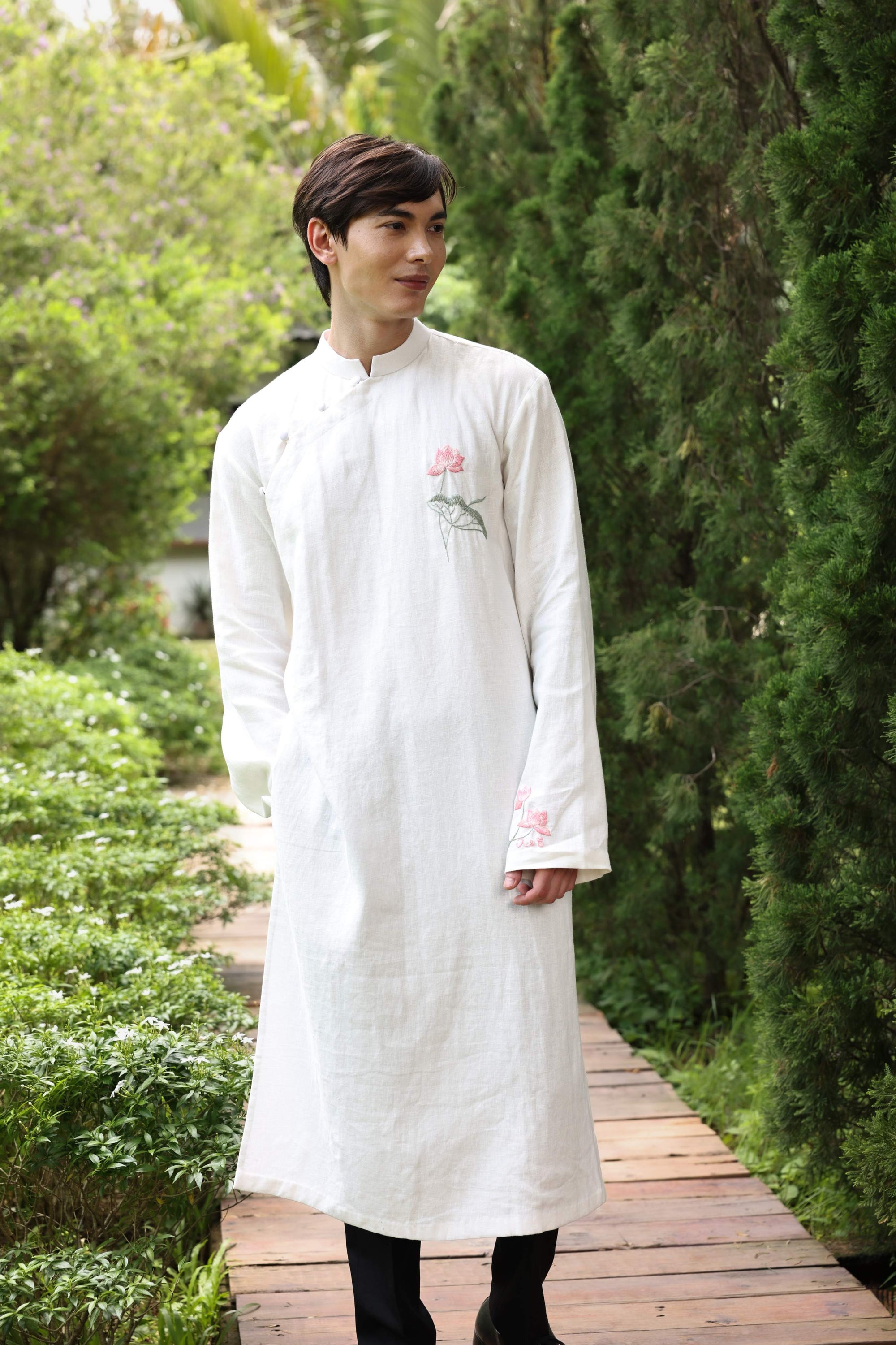 Vietnamese linen groom tunic