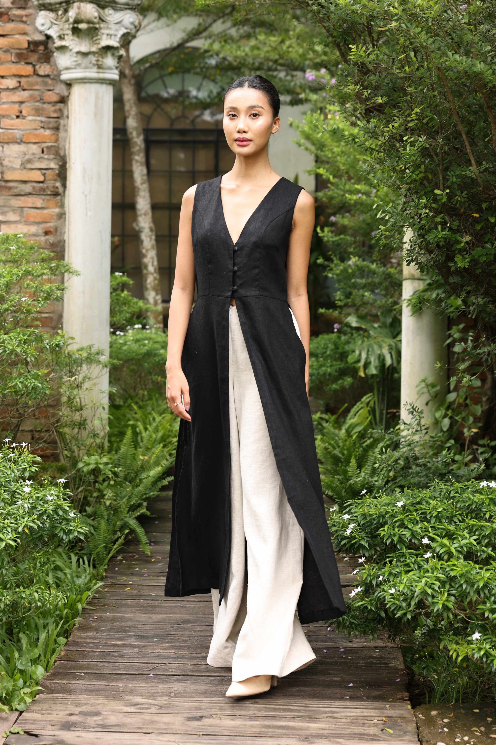 Button front linen ao dai