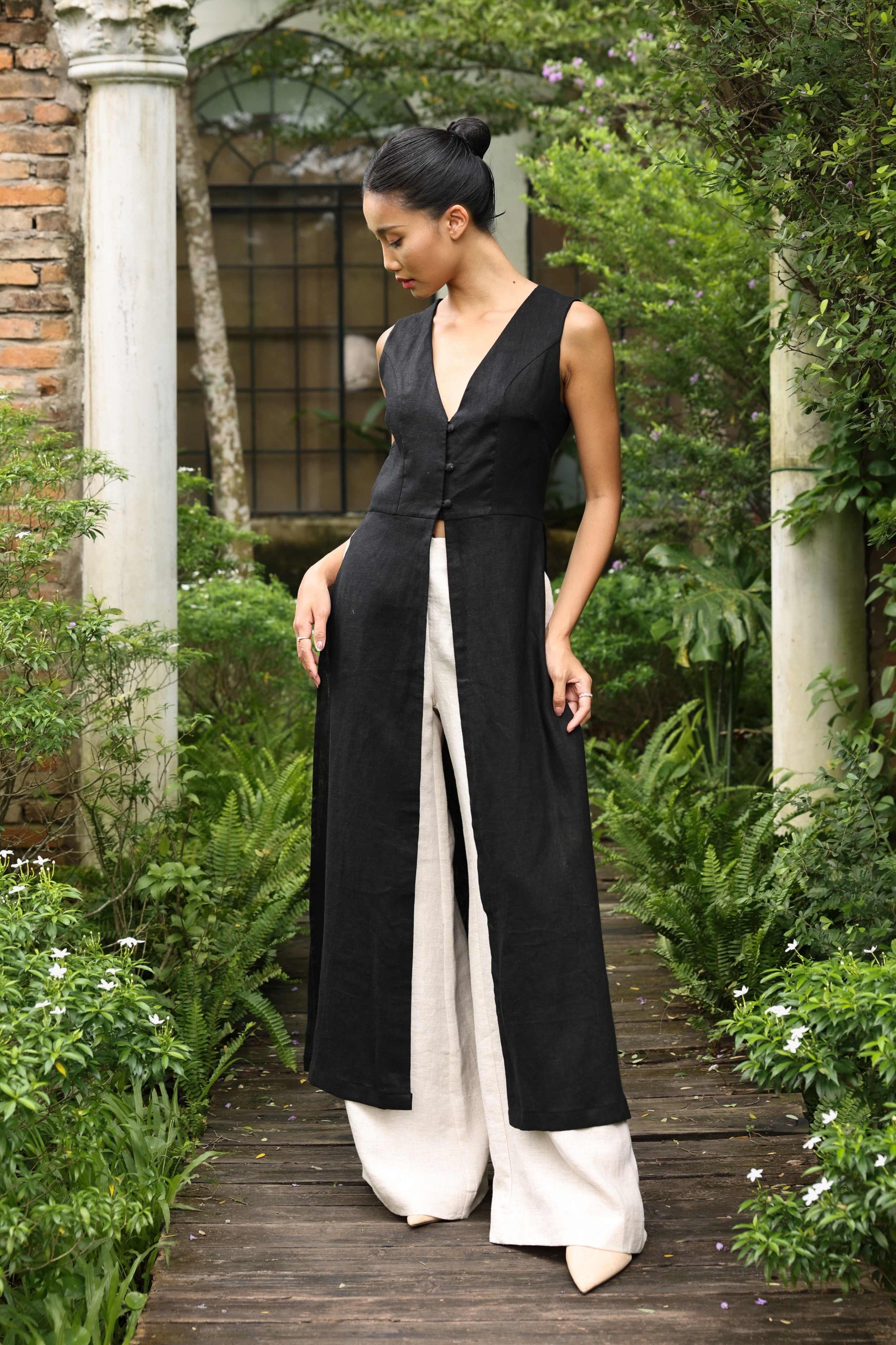 Button front linen ao dai