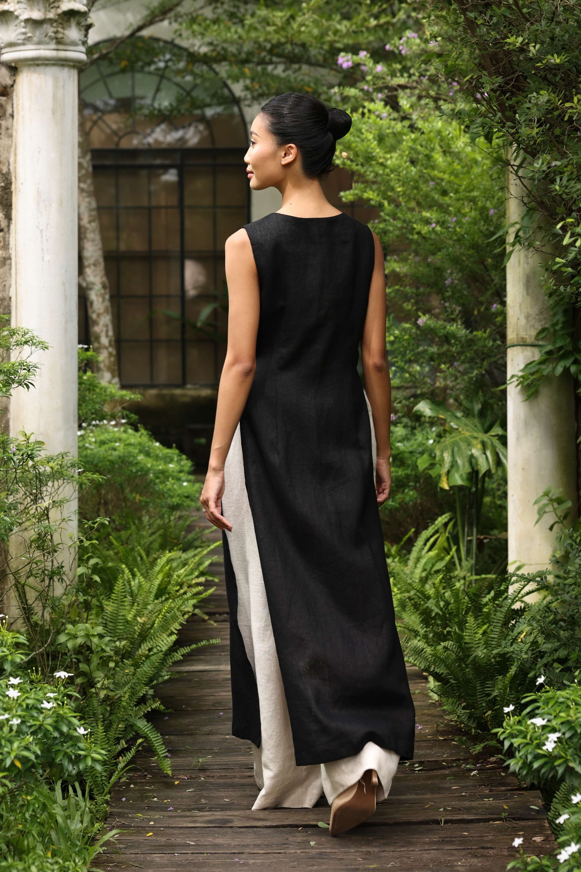 Button front linen ao dai