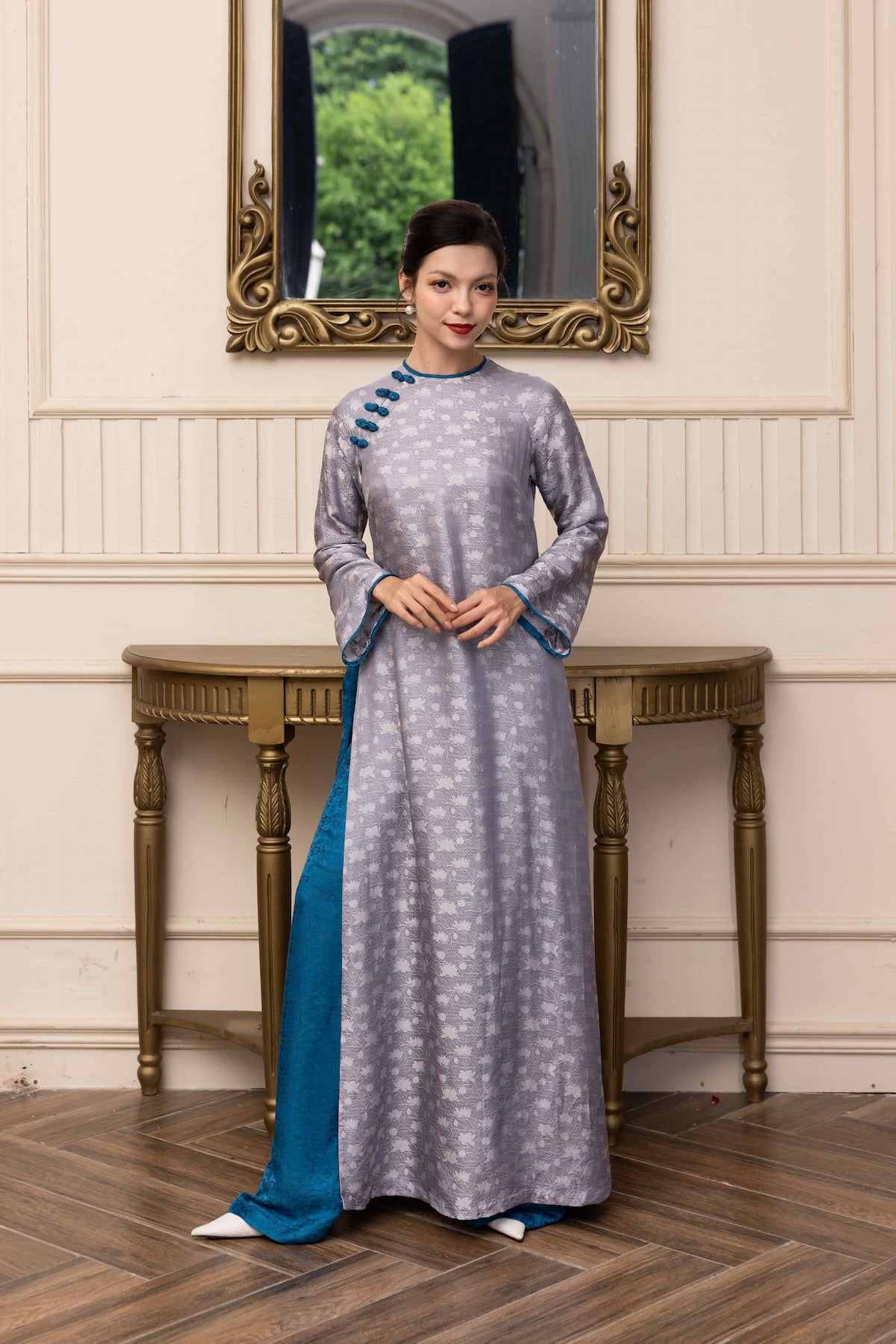 custom Vietnamese silk ao dai