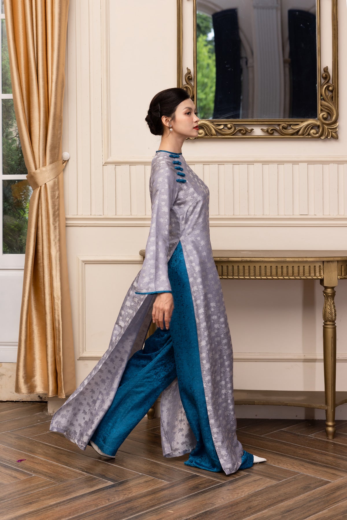 custom Vietnamese silk ao dai