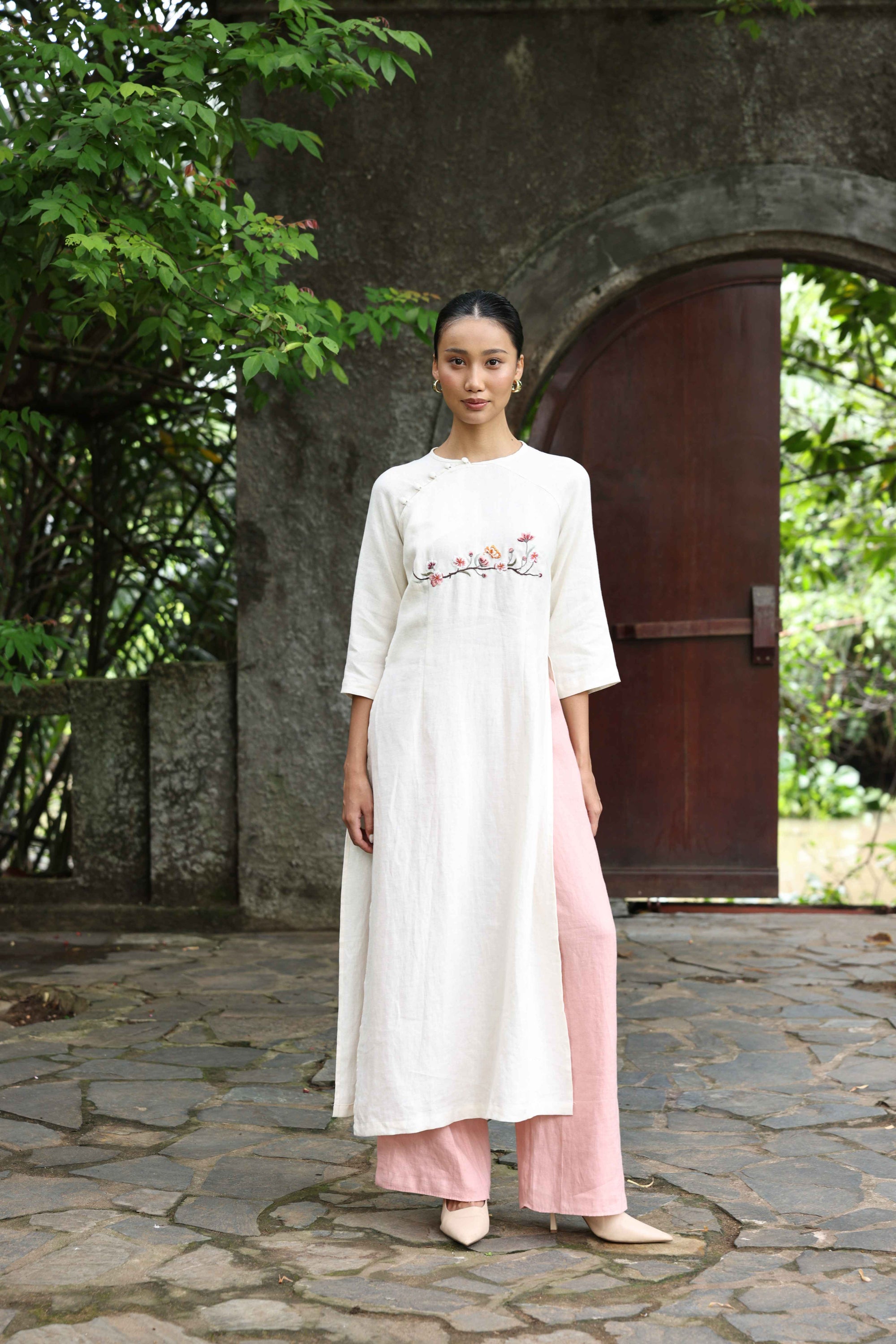 custom embroidered linen ao dai