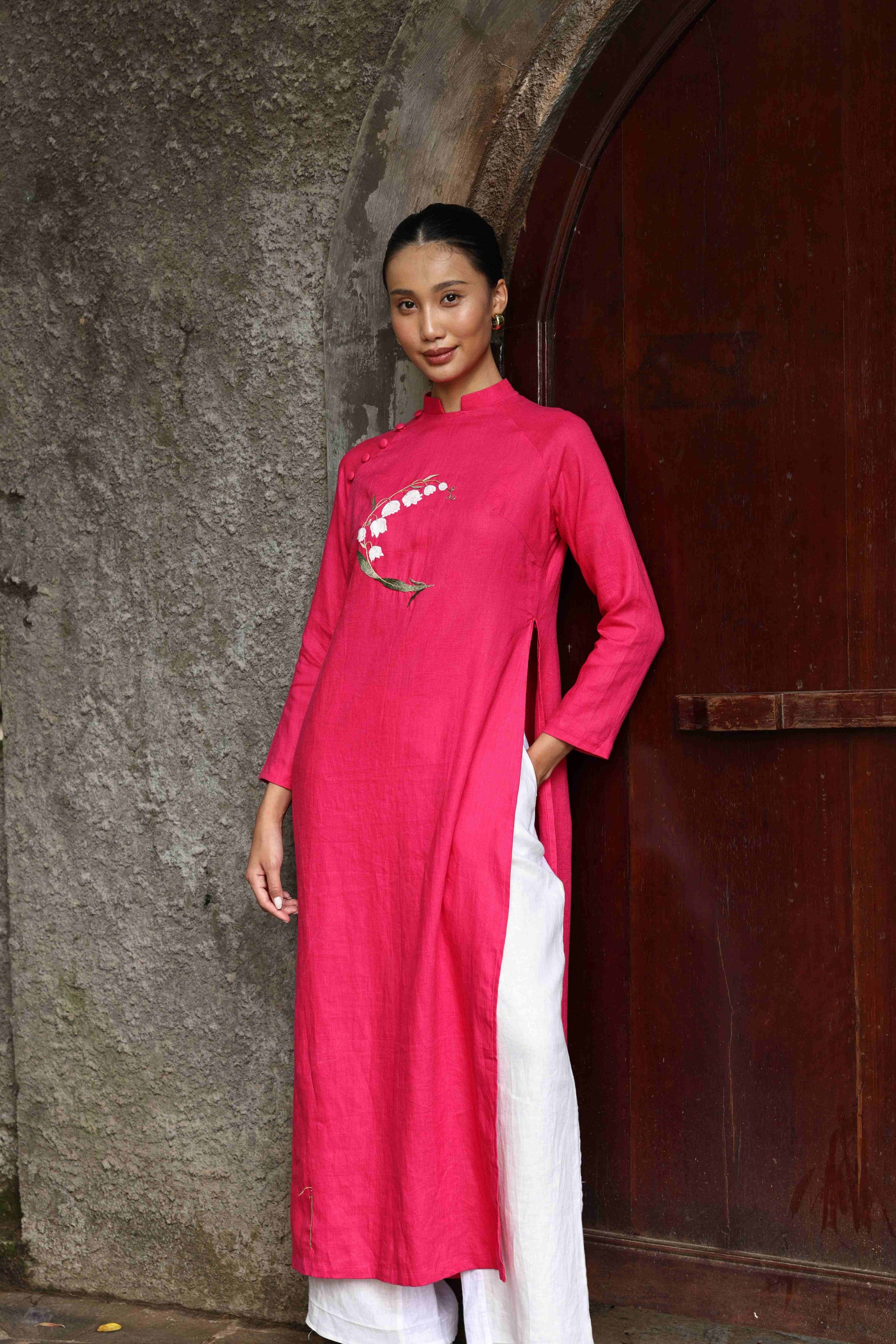 embroidered long sleeve ao dai