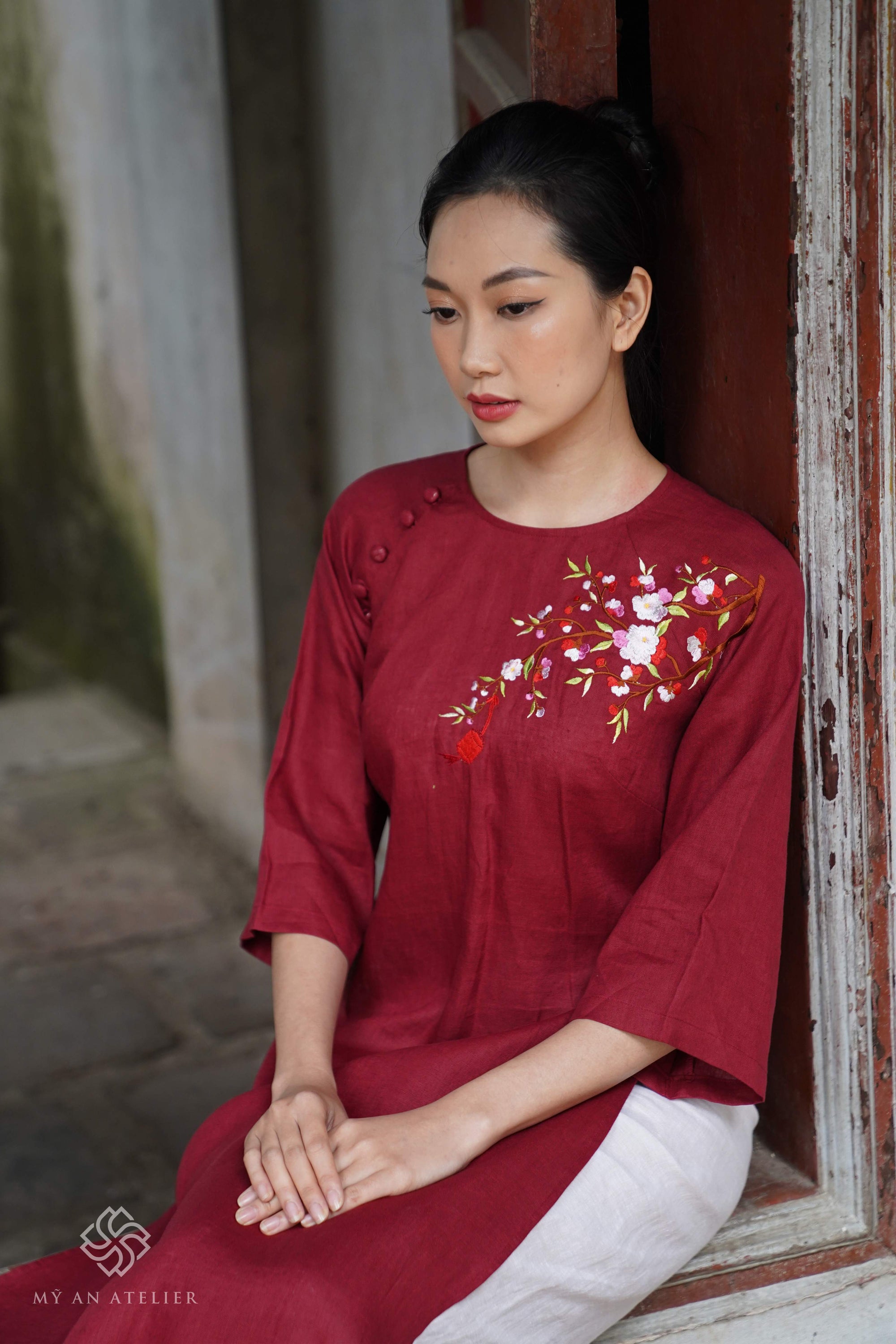Hand-embroidered linen ao dai for women