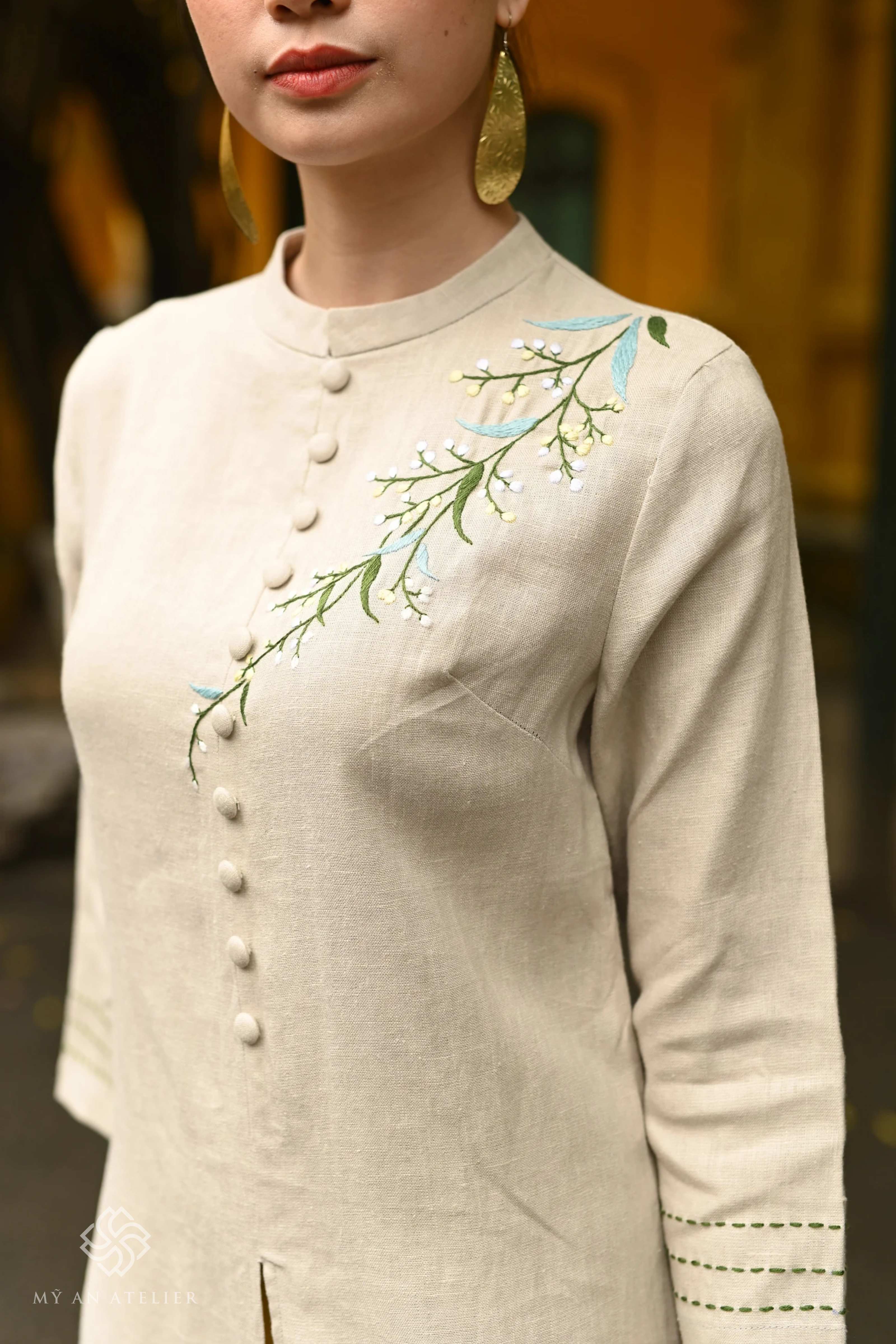 Hand-embroidered linen ao dai tunic ELA-05 – Ao Dai My An