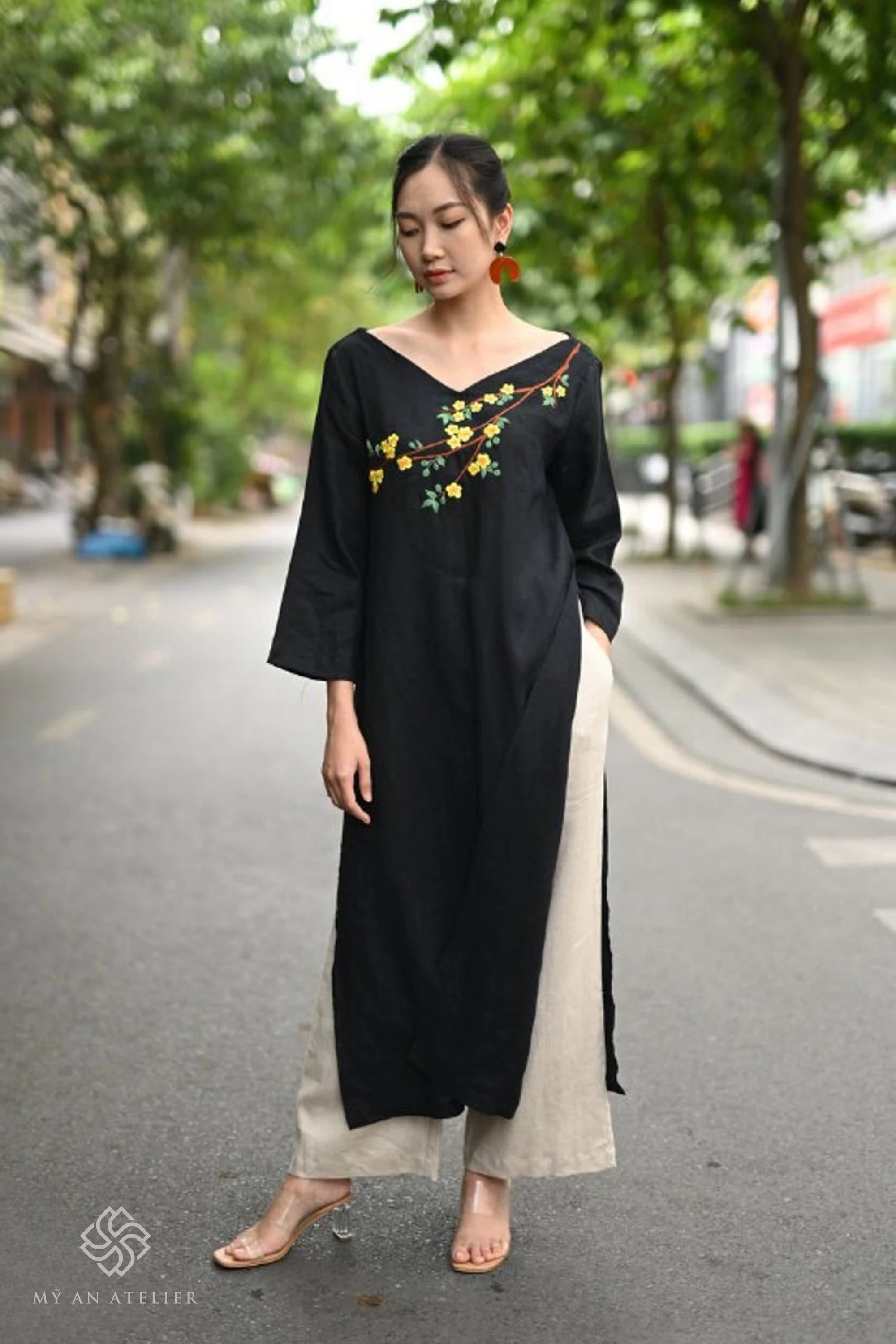 Hand-embroidered linen black ao dai