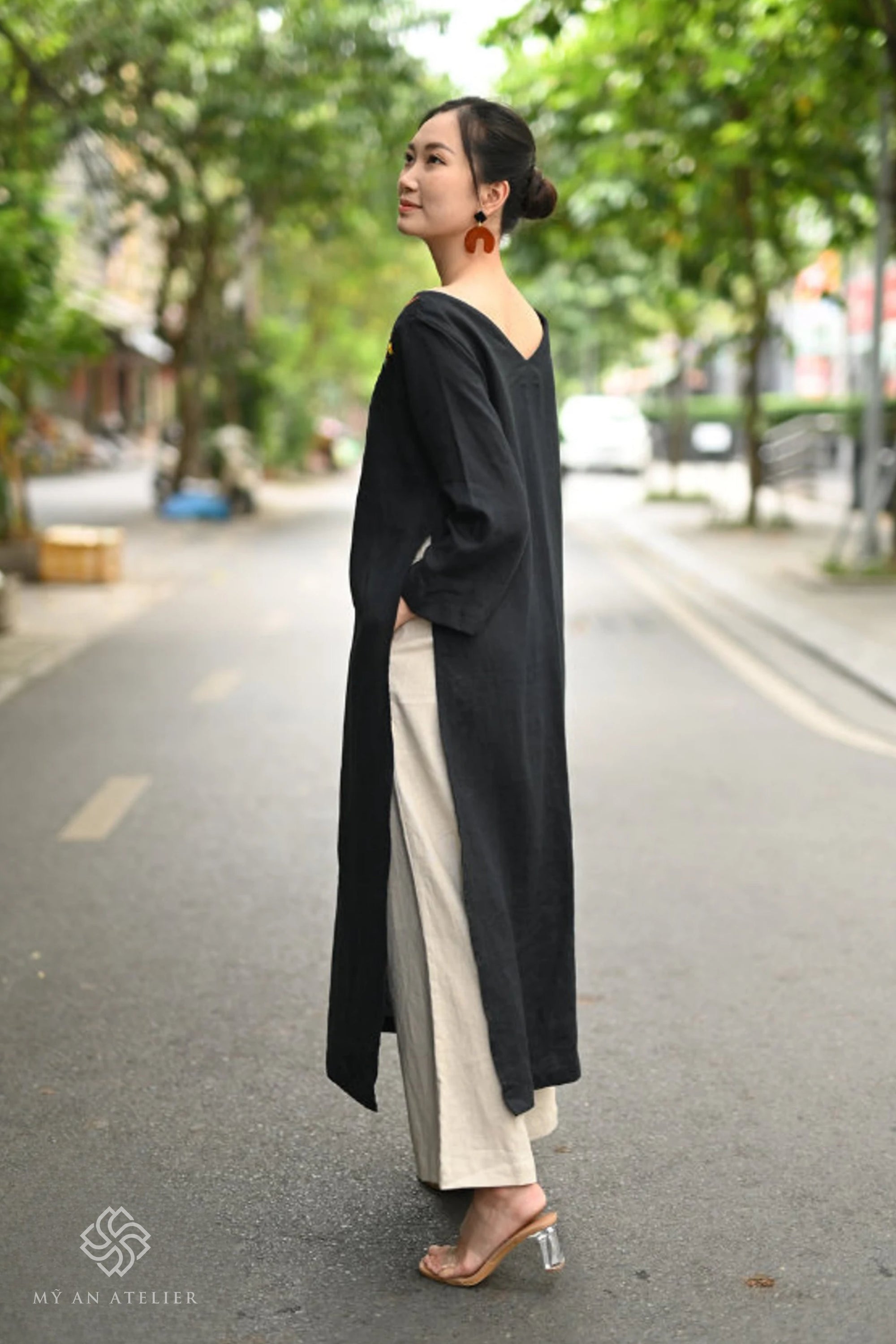 Hand-embroidered linen black ao dai