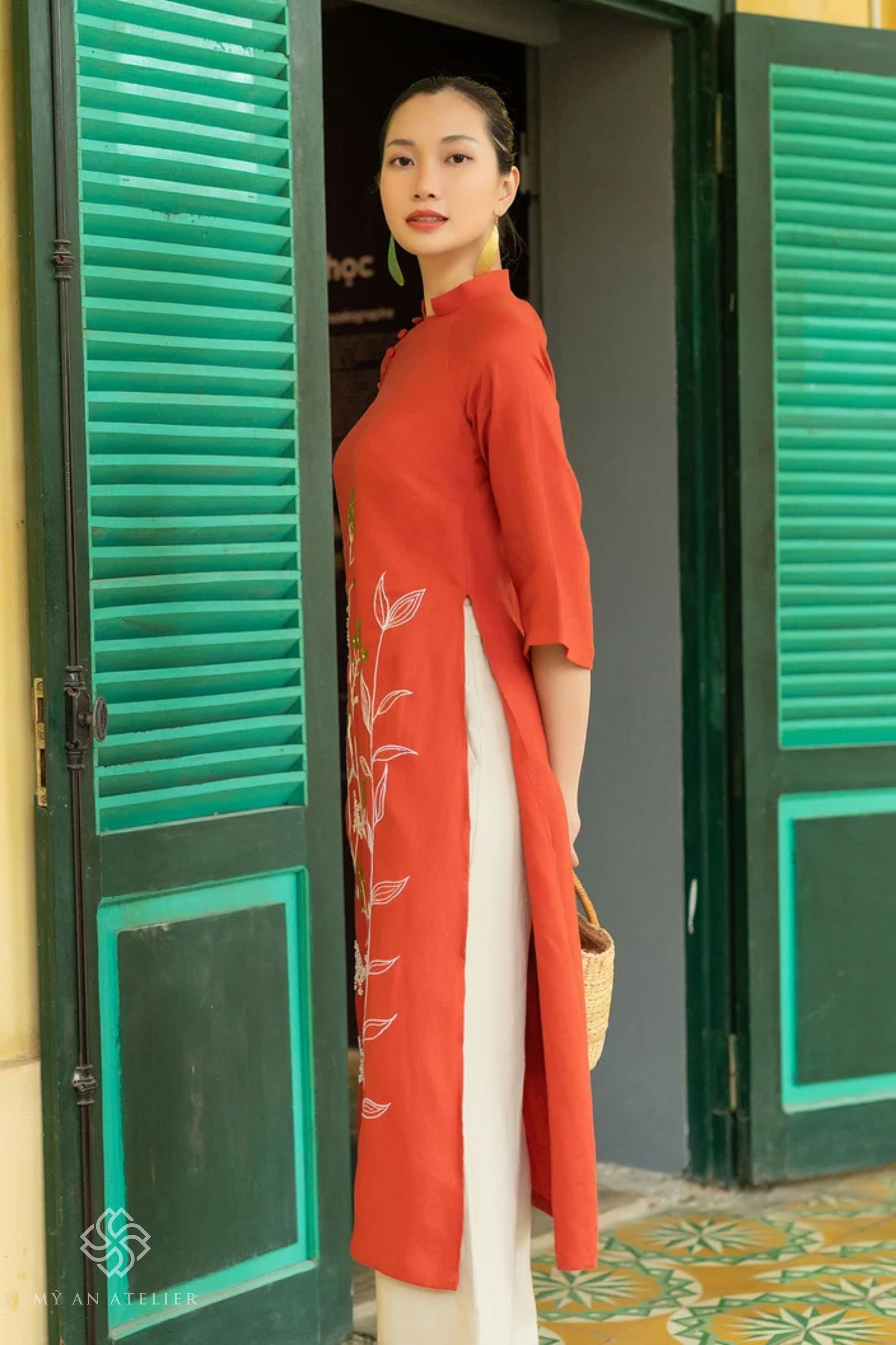 Hand-embroidered linen red ao dai