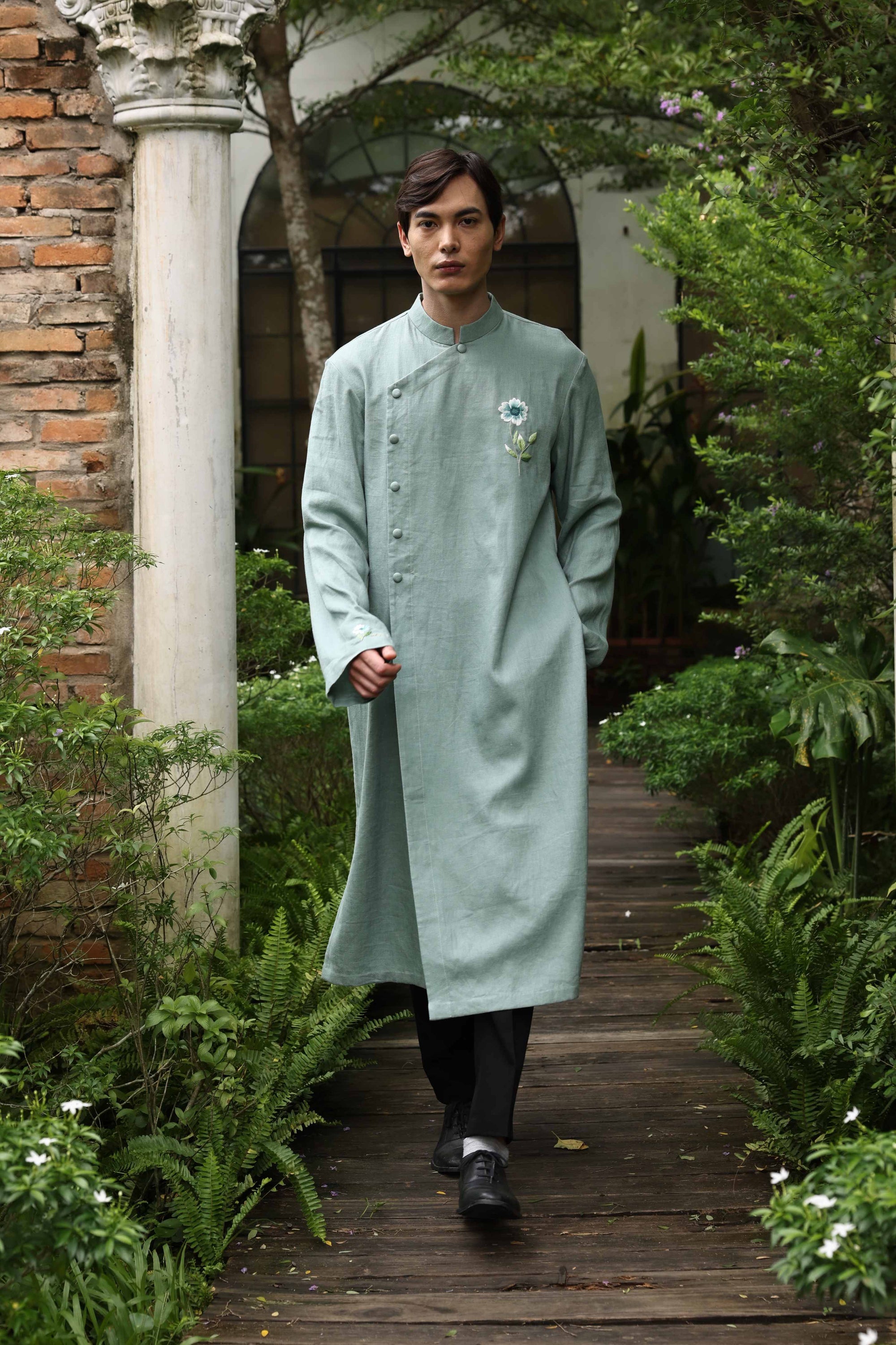 Hand-embroidered men’s ao dai