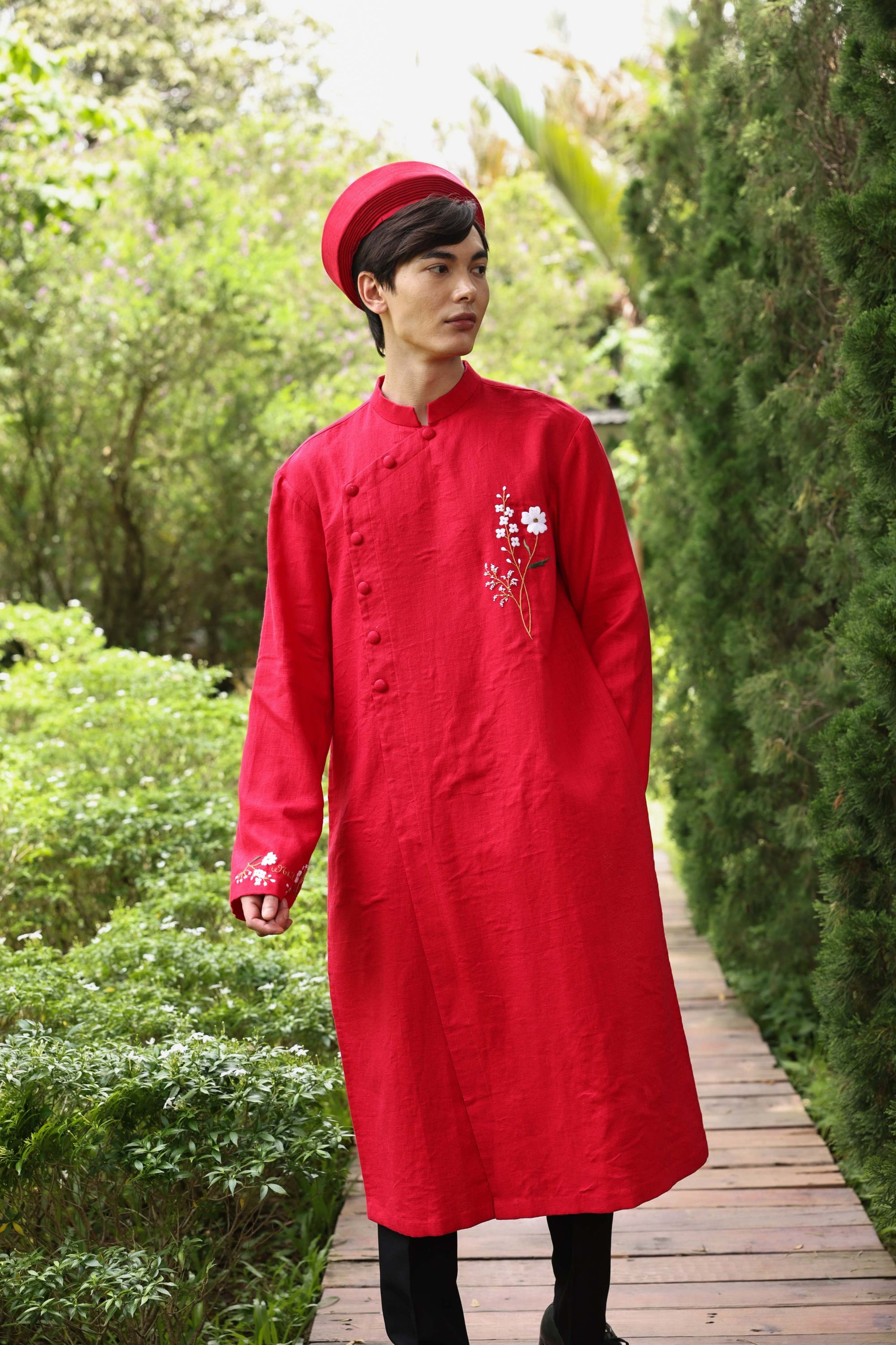 Hand-embroidered men’s wedding ao dai