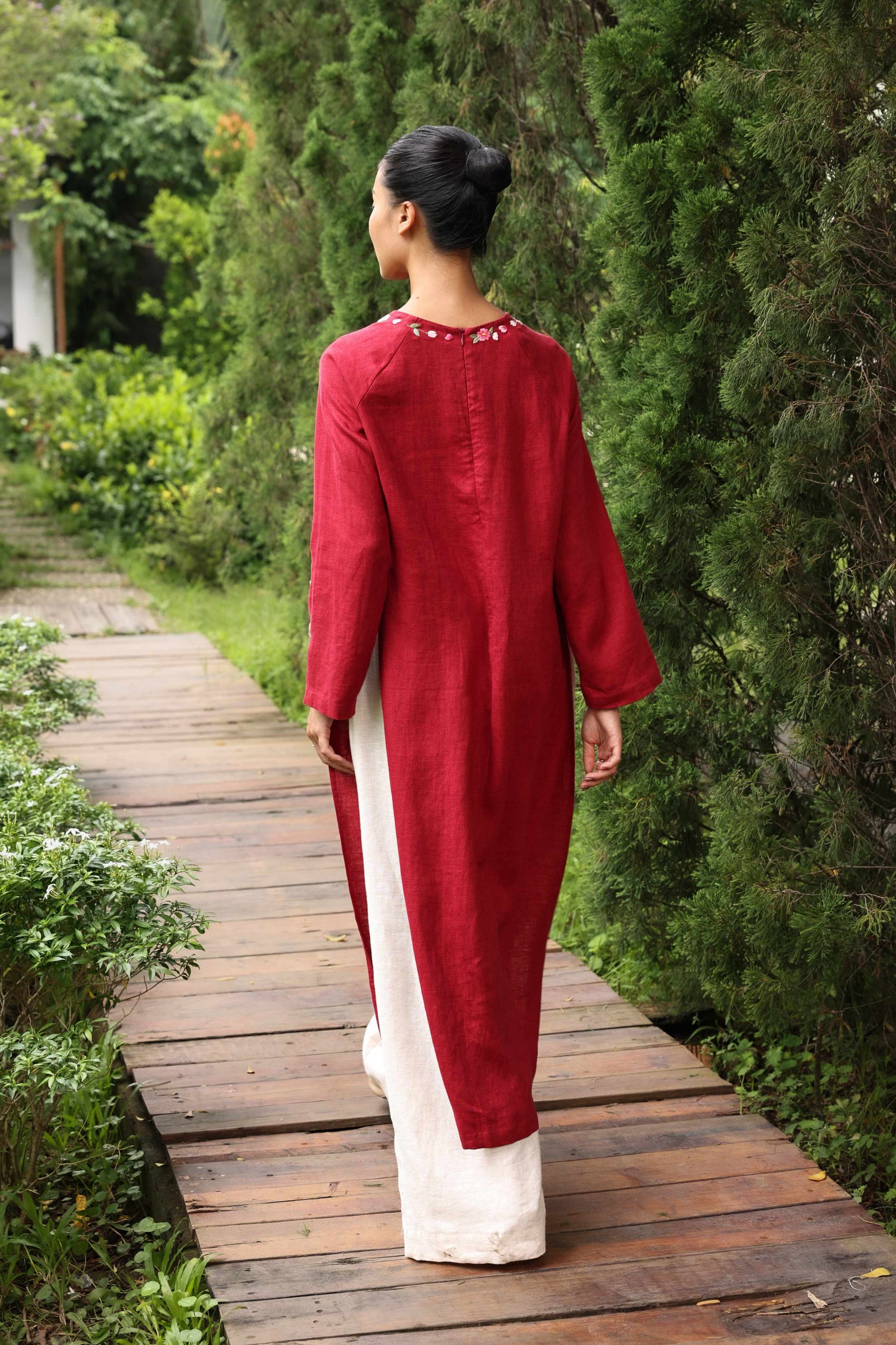 Hand-embroidered red ao dai for bride