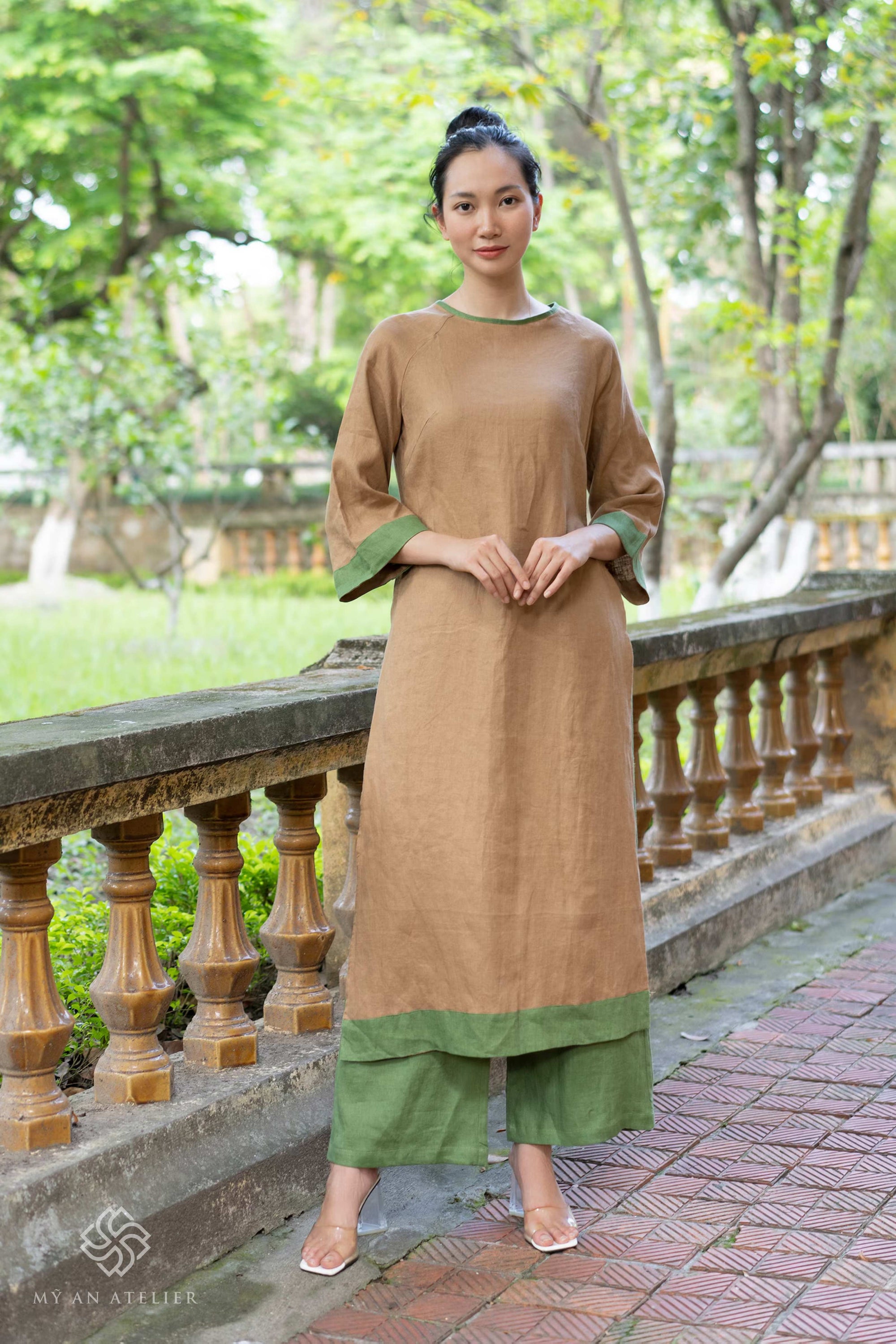 Linen ao dai Vietnamese