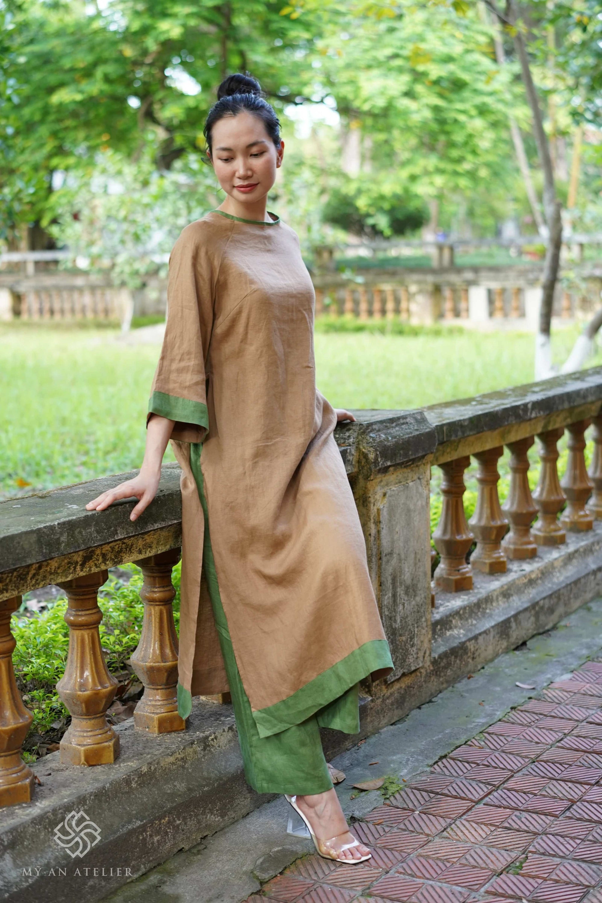 Linen ao dai Vietnamese