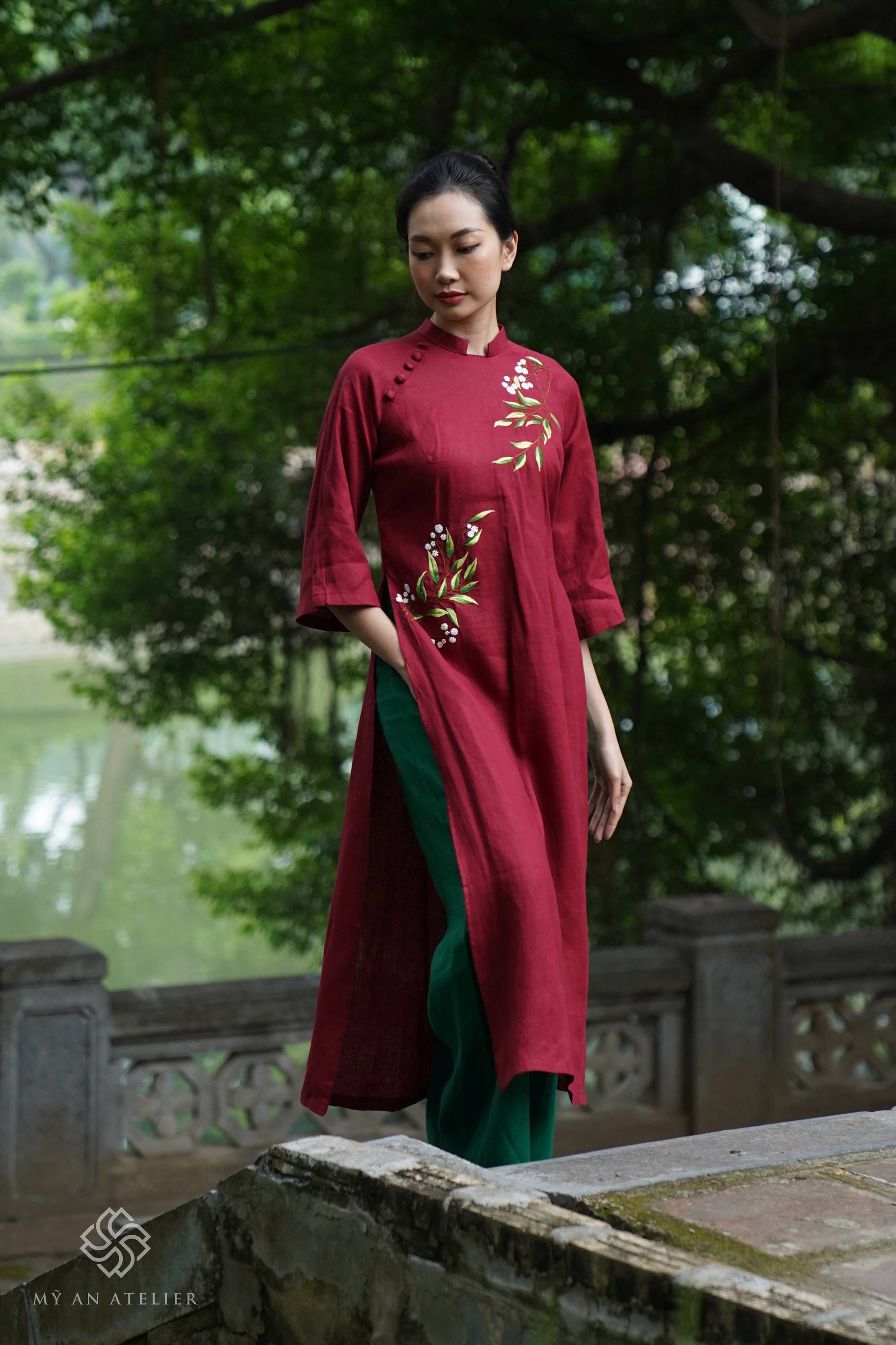 Linen ao dai with hand floral embroidery