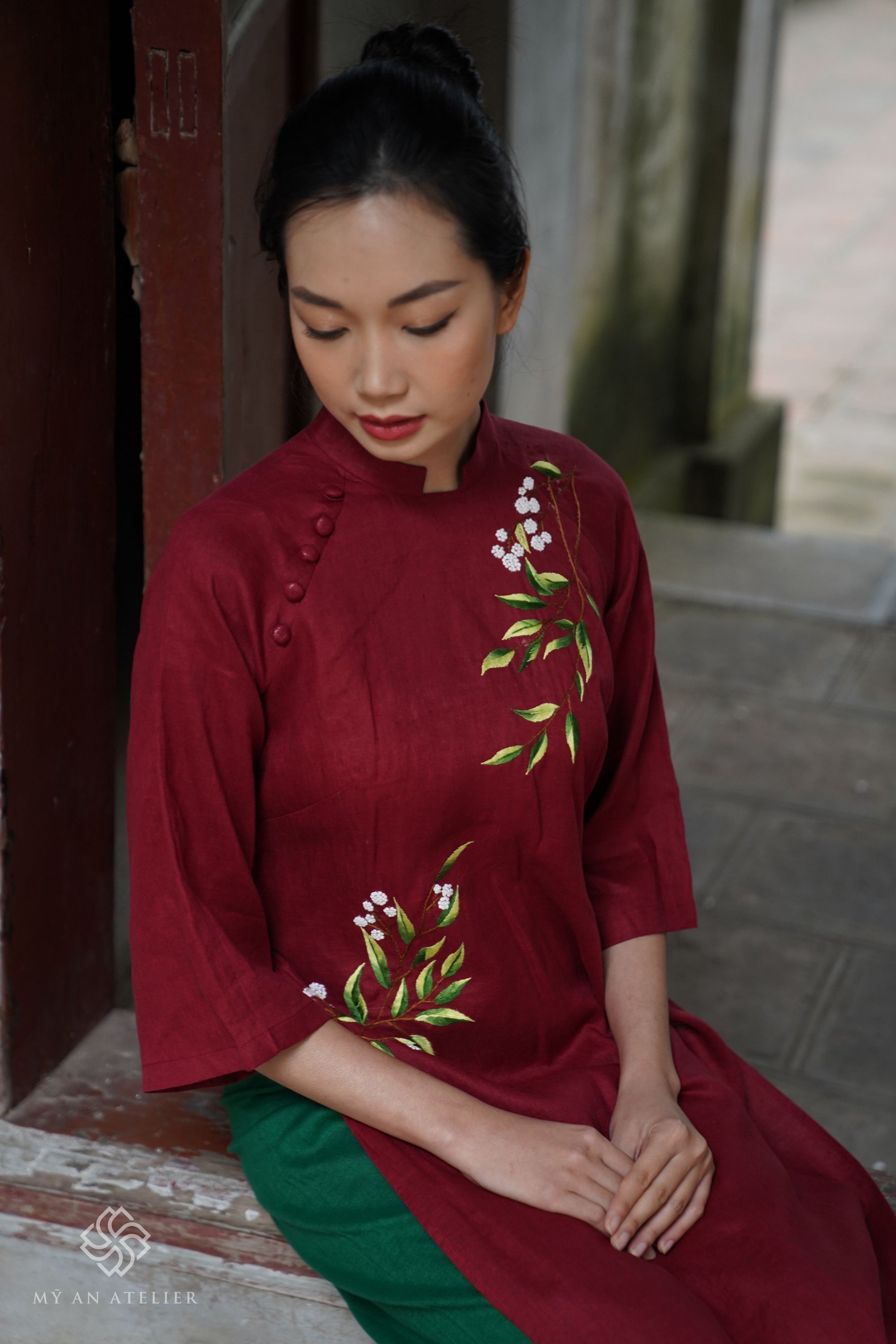 Linen ao dai with hand floral embroidery