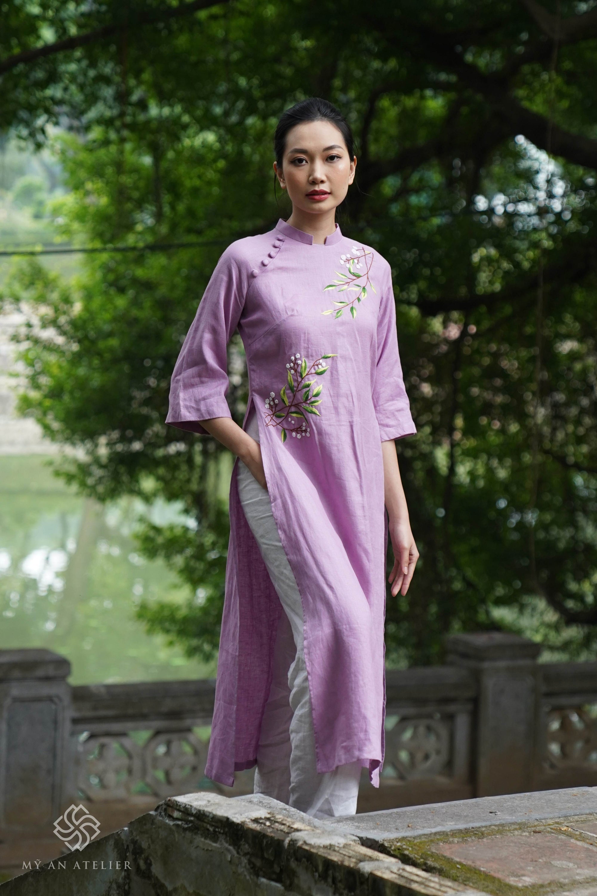 Linen long dress with hand embroidery
